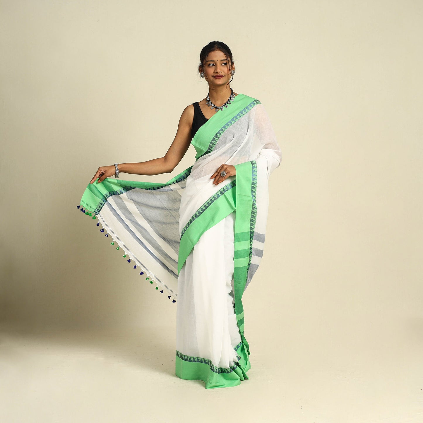 Buy White Bengal Woven Border Handloom Cotton Saree