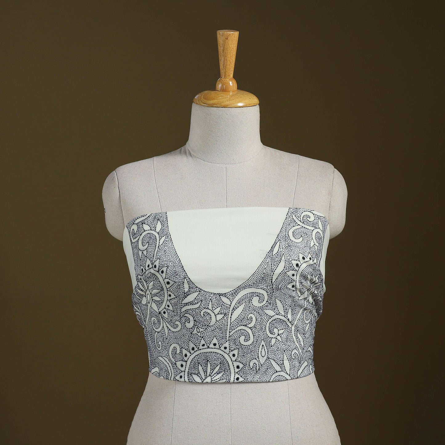 White Cotton Bengal Kantha Stitch Blouse Piece