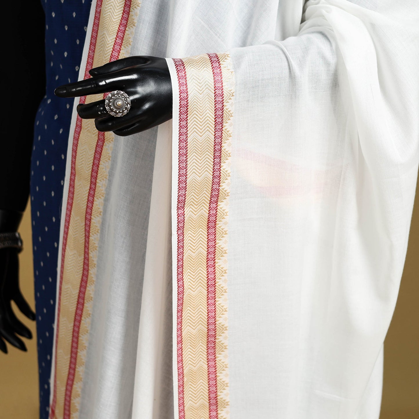 White - cotton jacquard dupatta with thread border 22