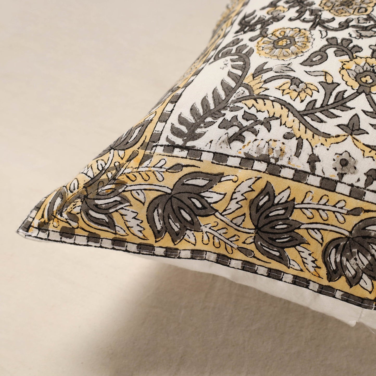 White - cotton sanganeri floral cushion cover (16 x 16 in)