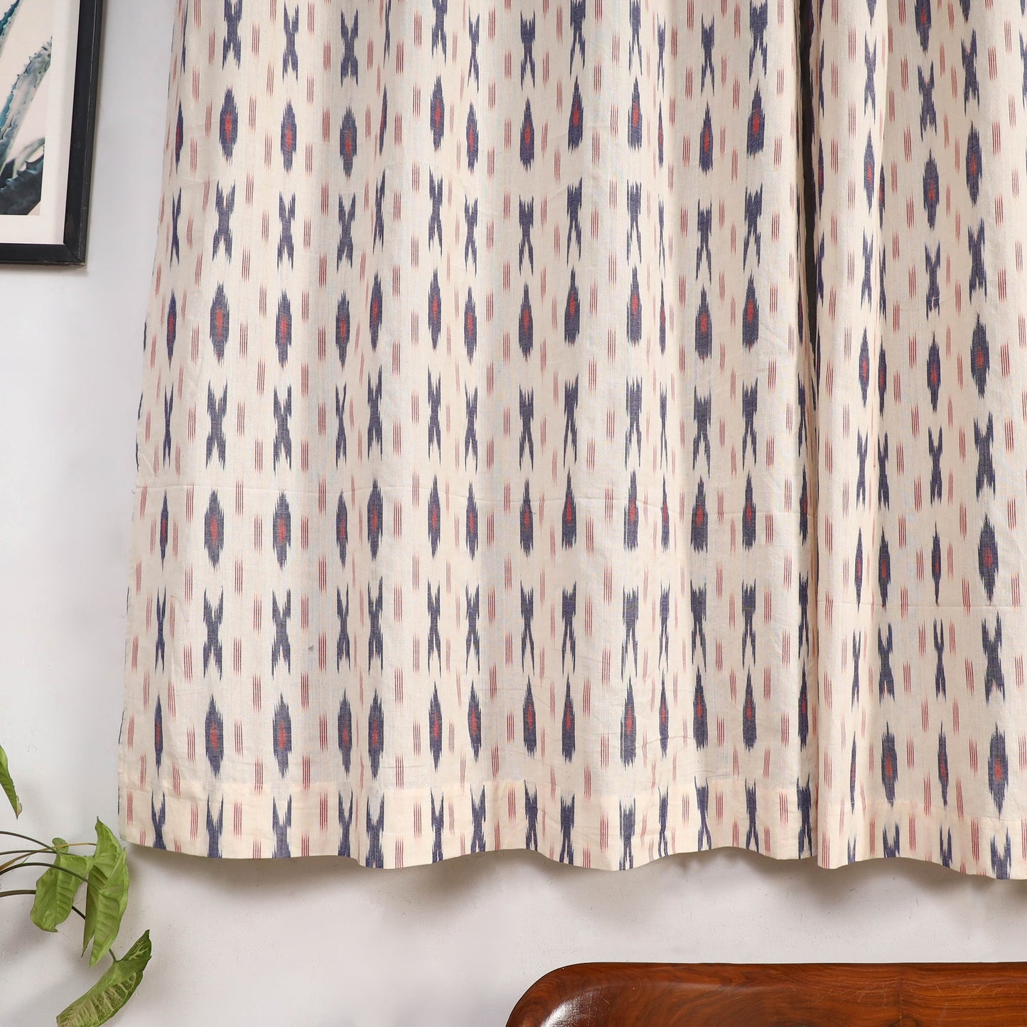 White - cotton window pochampally ikat curtain (5 x 3 feet)