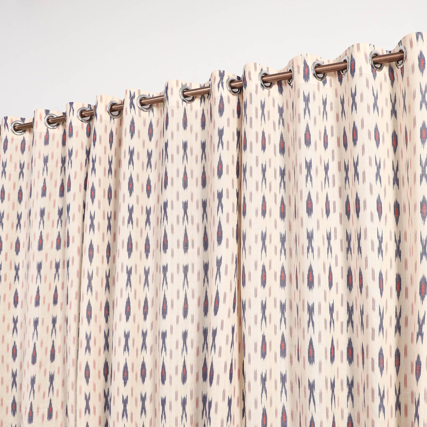 White - cotton window pochampally ikat curtain (5 x 3 feet)