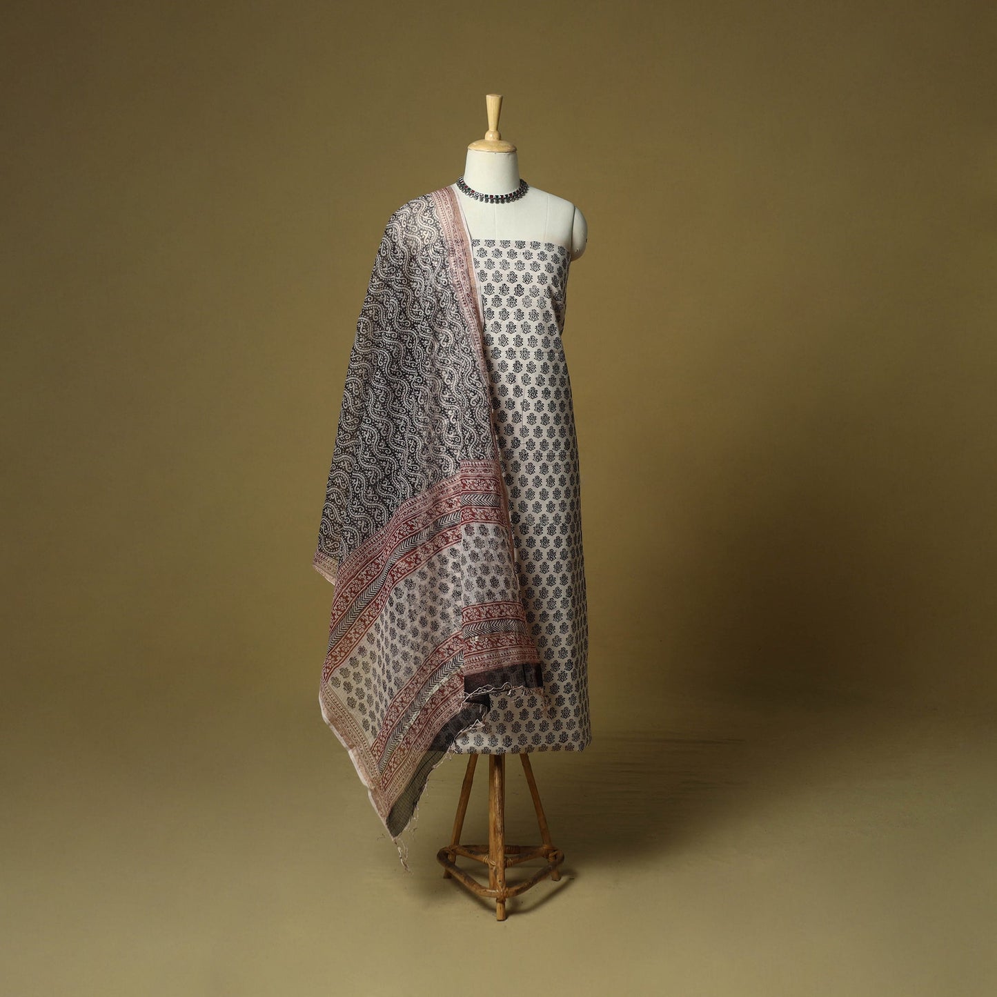 Hand block bagh print cotton 3pc unstitched dress material