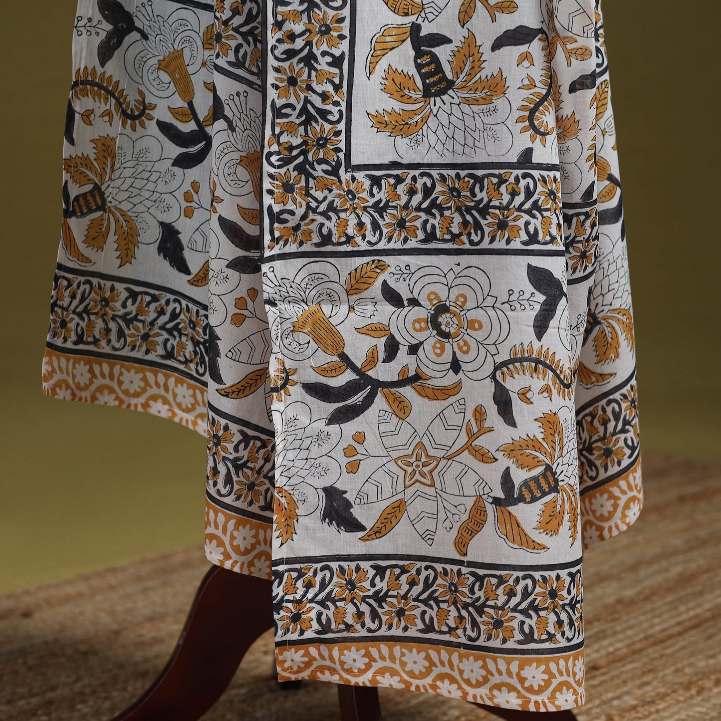 Hand cotton sanganeri floral dupatta 31 - handcrafted