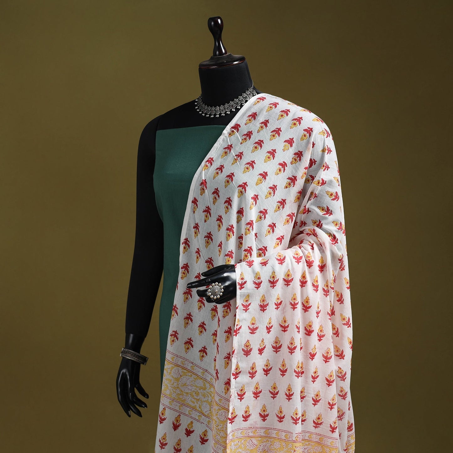 Hand cotton sanganeri floral dupatta 34 - handcrafted