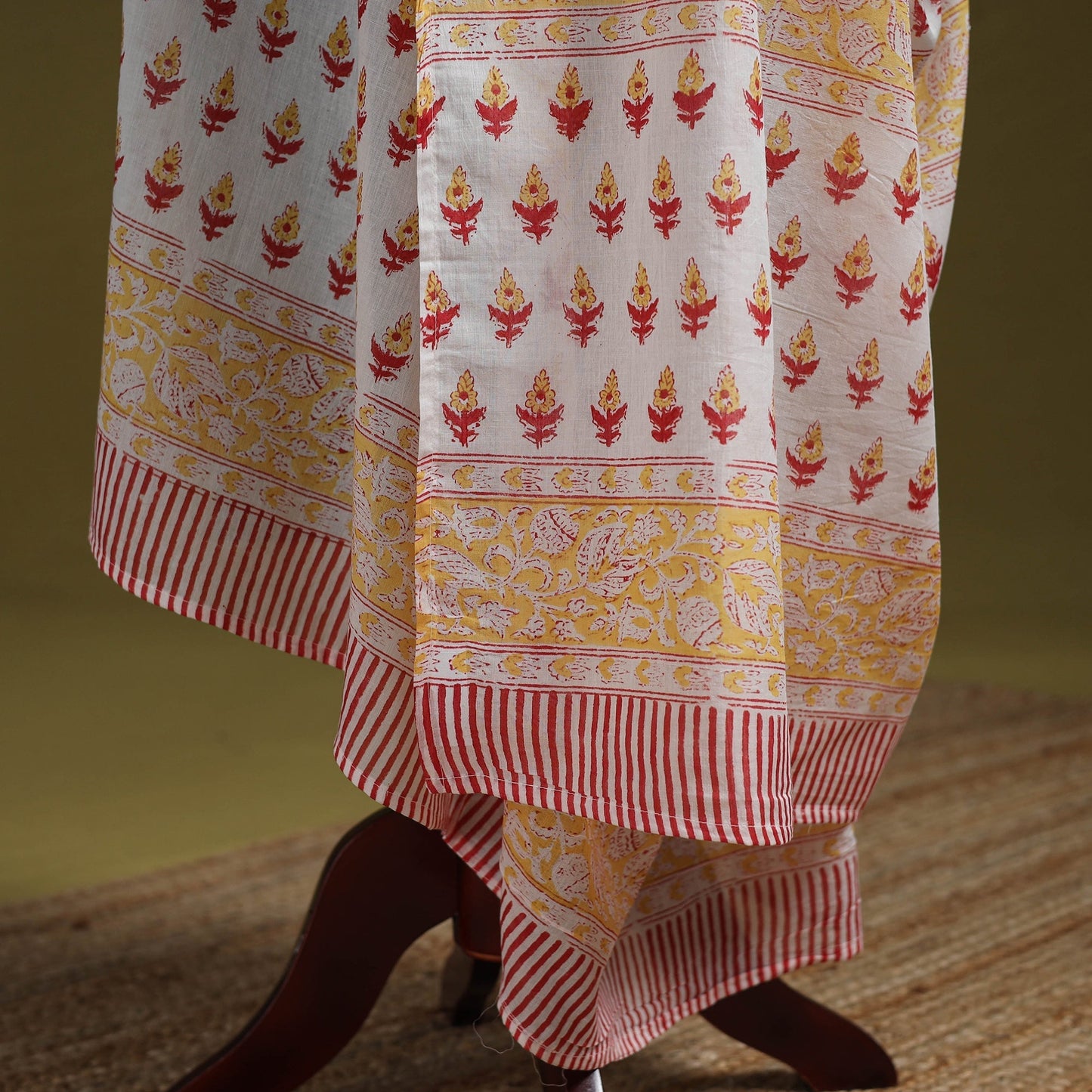 Hand cotton sanganeri floral dupatta 34 - handcrafted