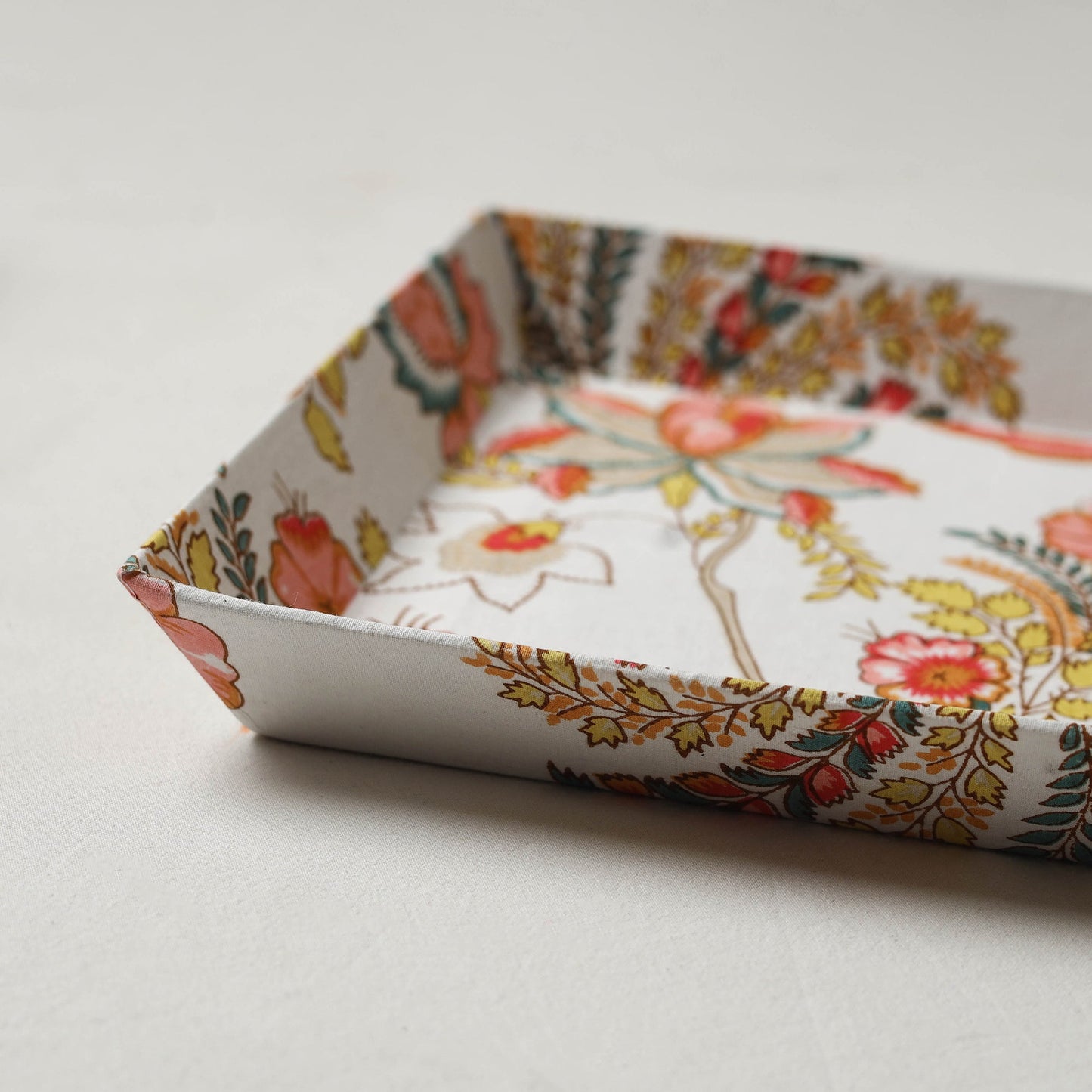 White - handcrafted fabric valet tray (11 x 9 in) 17