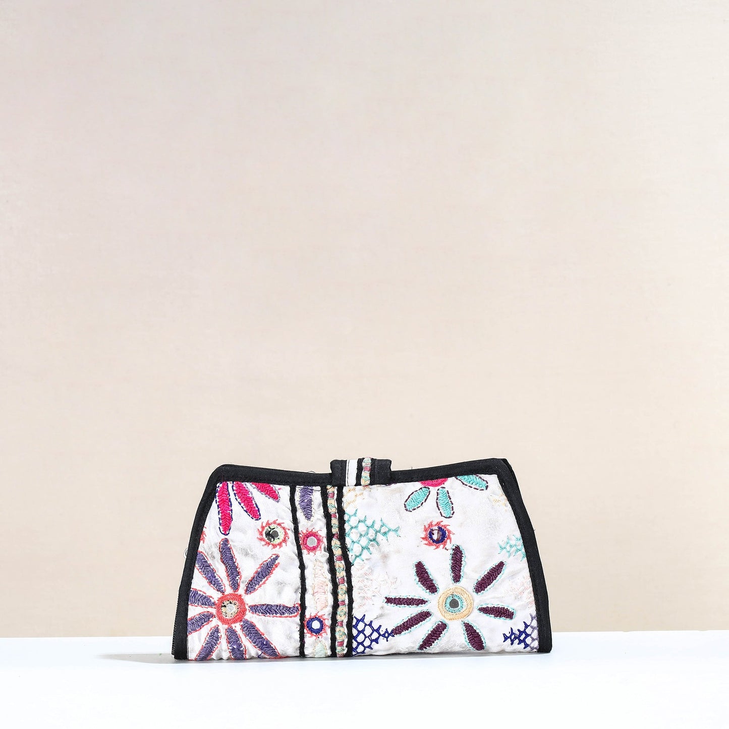 White Handcrafted Kutch Embroidery Cotton Clutch / Wallet
