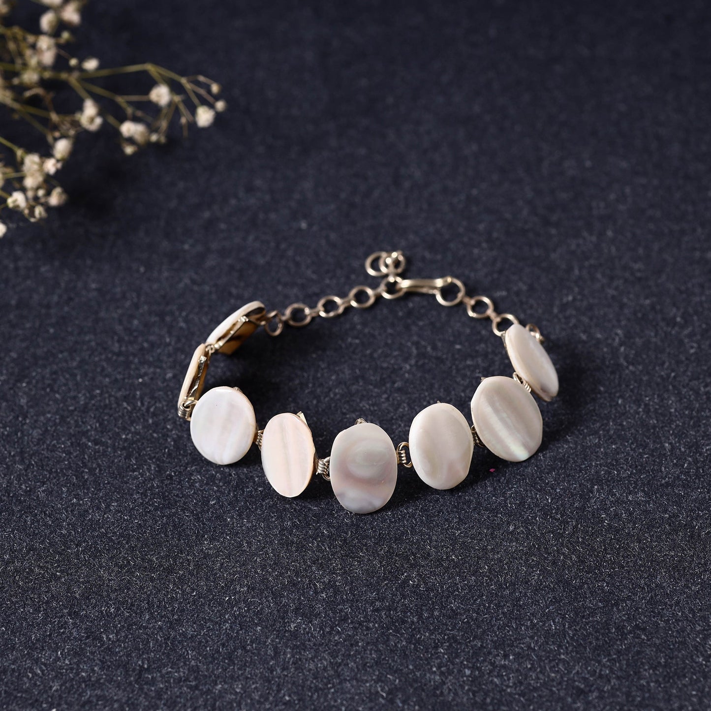 Buy Handcrafted Midnapore Seashell Bracelet (Adjustable) Online at iTokri.com
