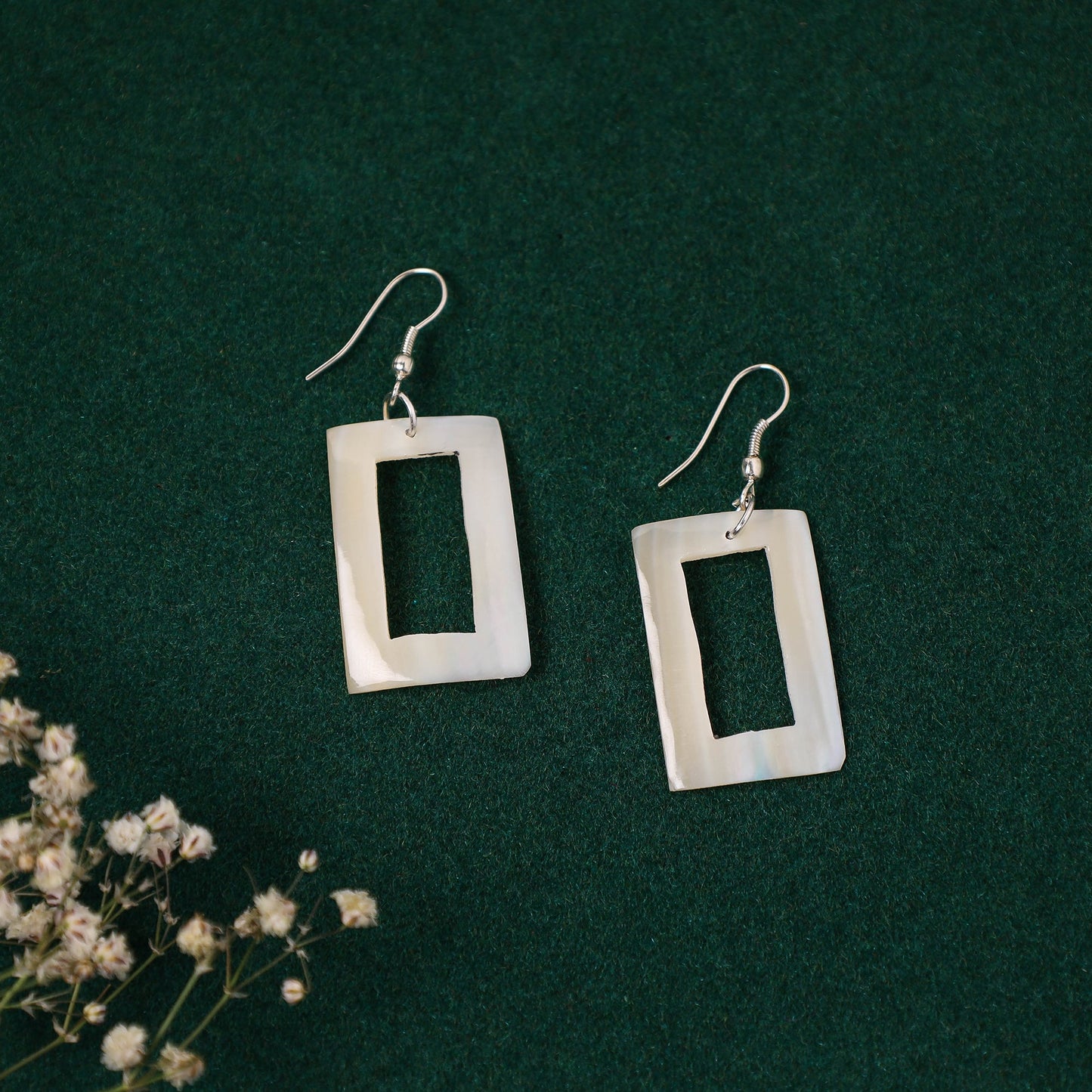 Handcrafted Seashell Earrings Online at iTokri.com