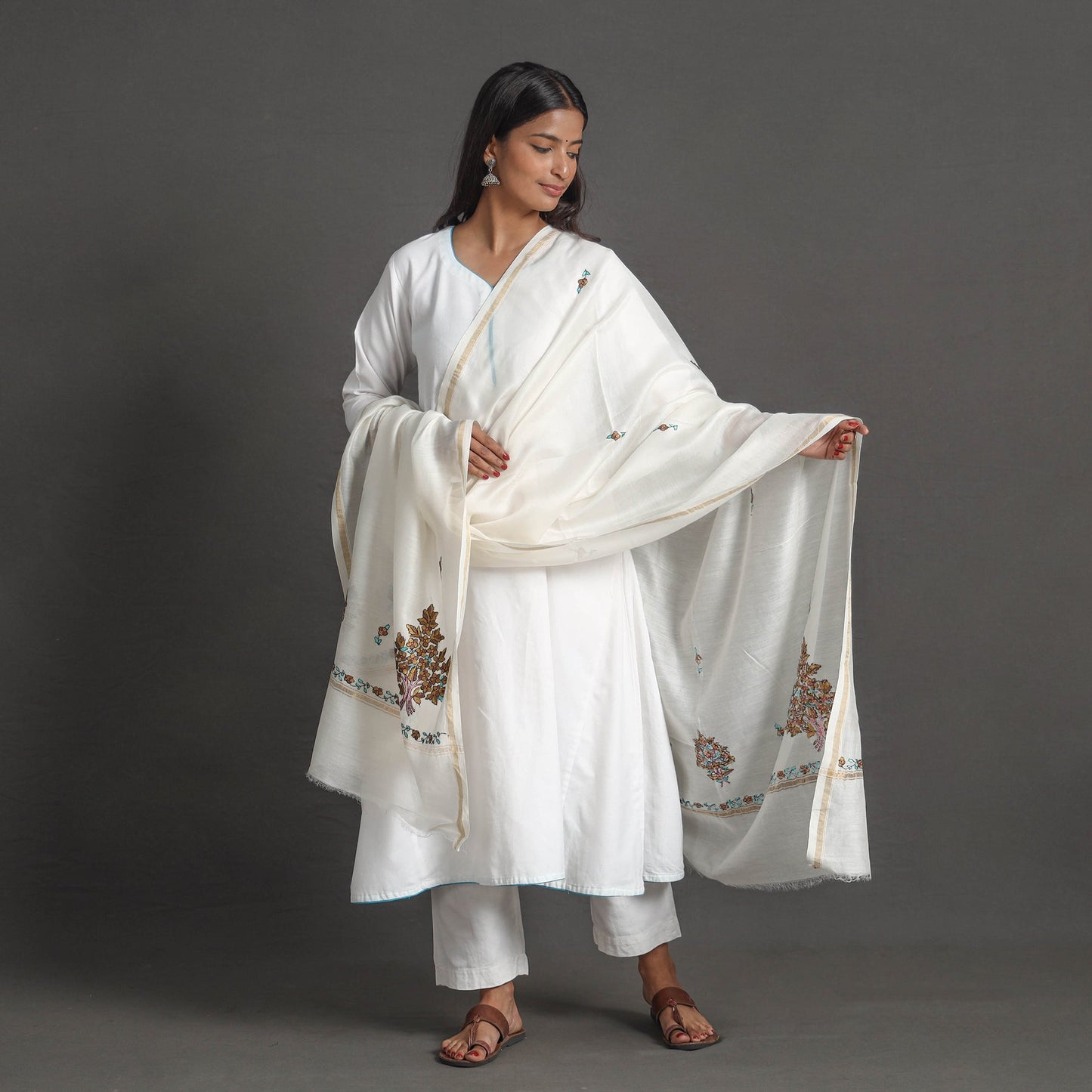 White Handloom Chanderi Silk Kashida Embroidery Dupatta