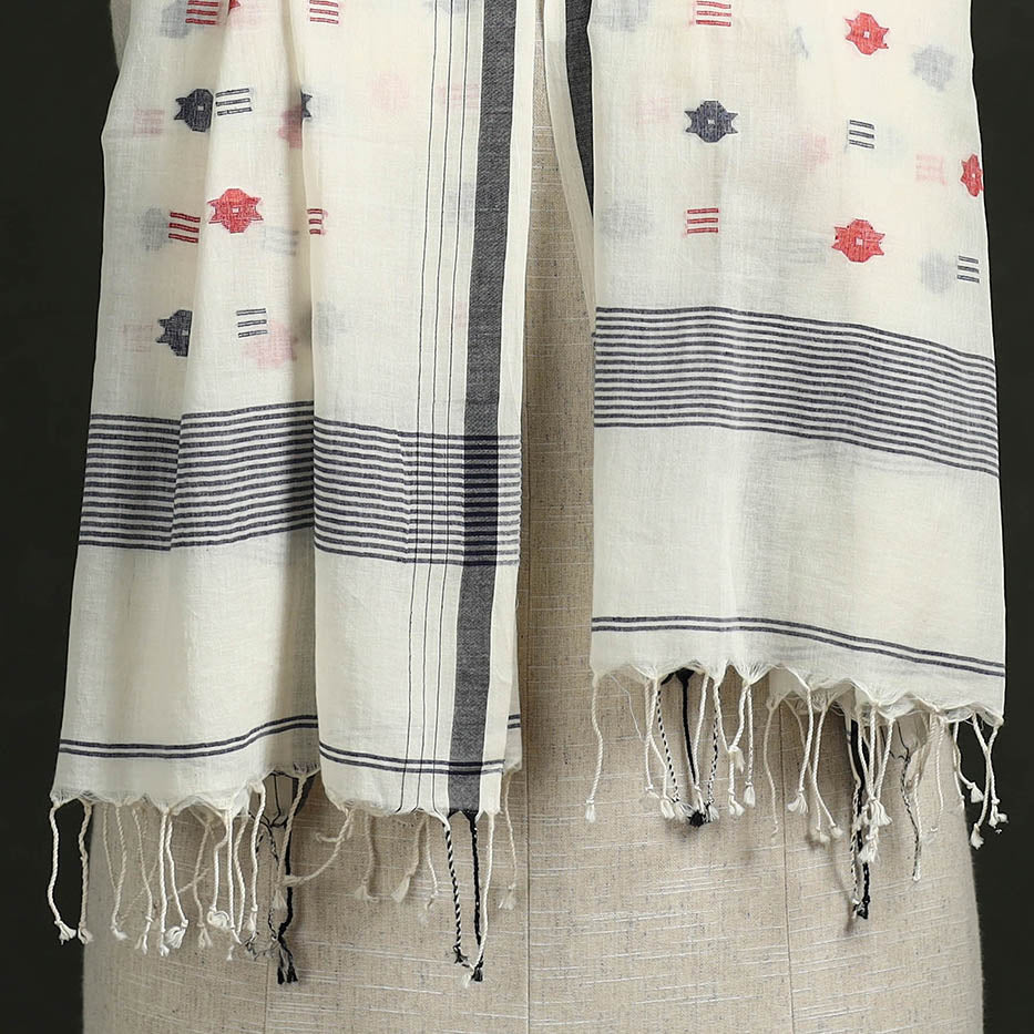 Handloom cotton burdwan jamdani stole with tassels 41