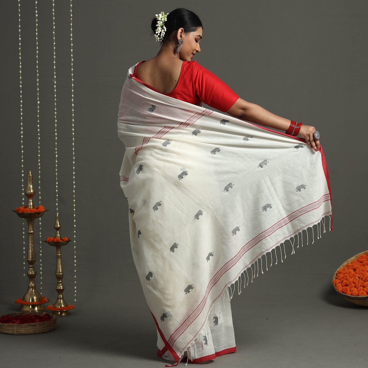 Handloom Cotton Phulia Jamdani Saree