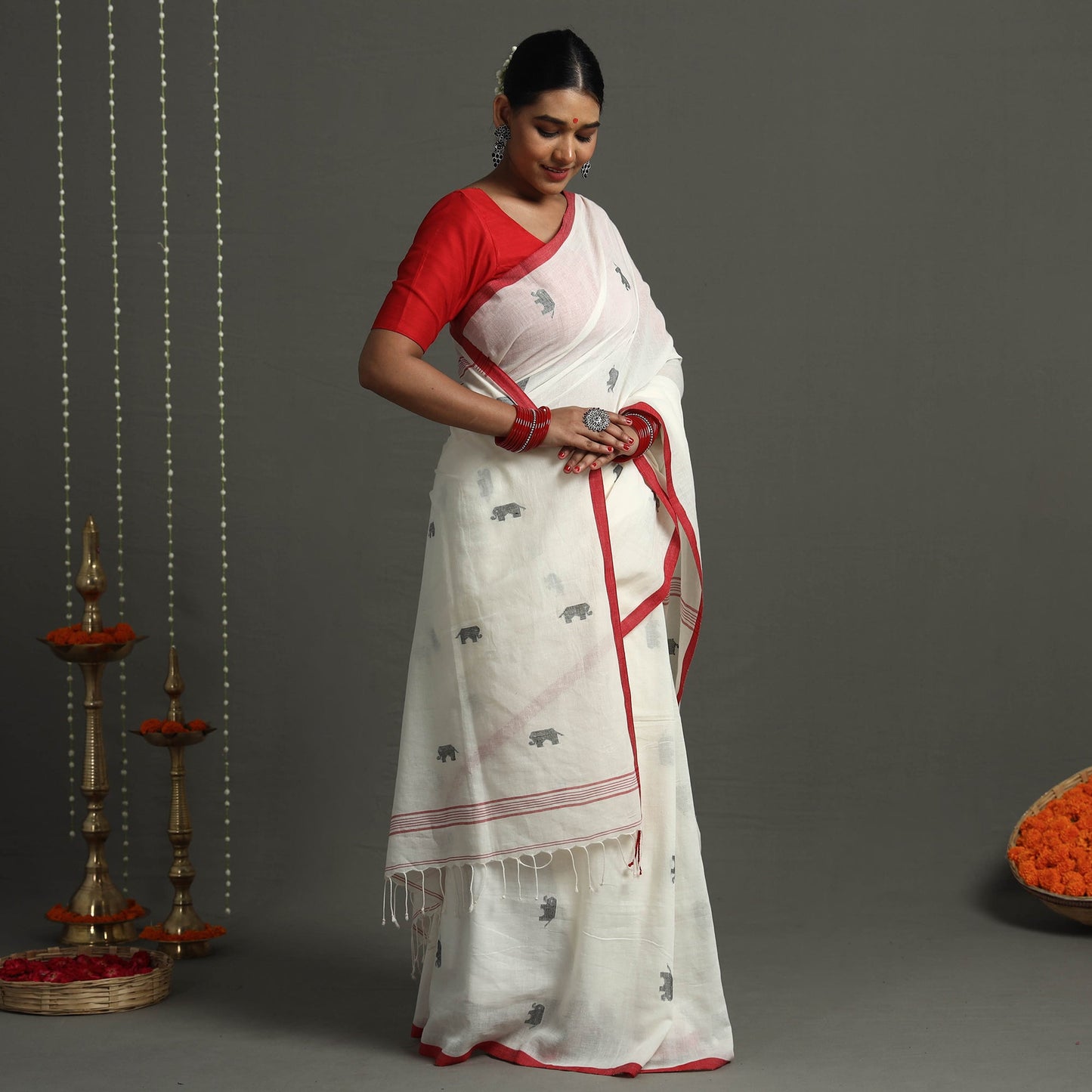 Handloom Cotton Phulia Jamdani Saree