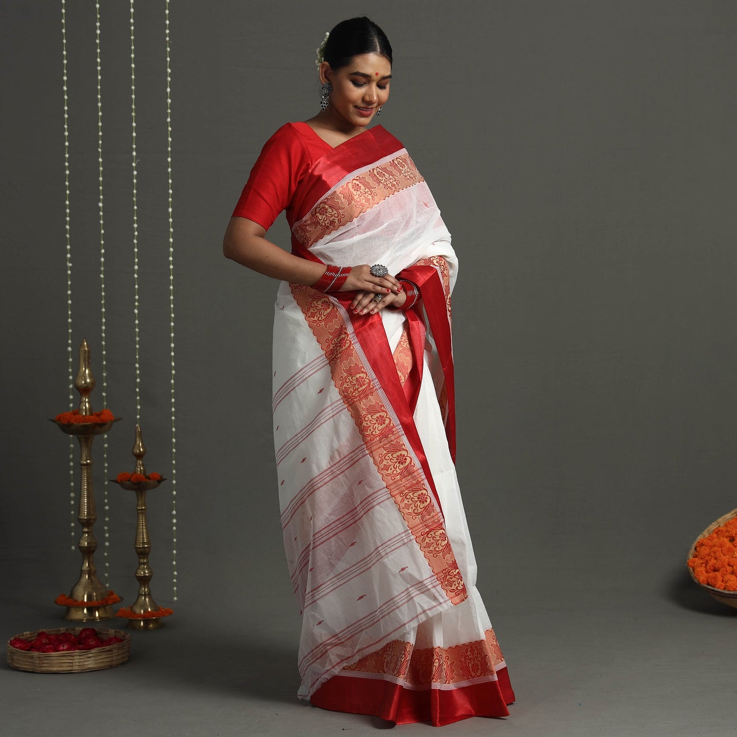Handloom Cotton Phulia Jamdani Saree