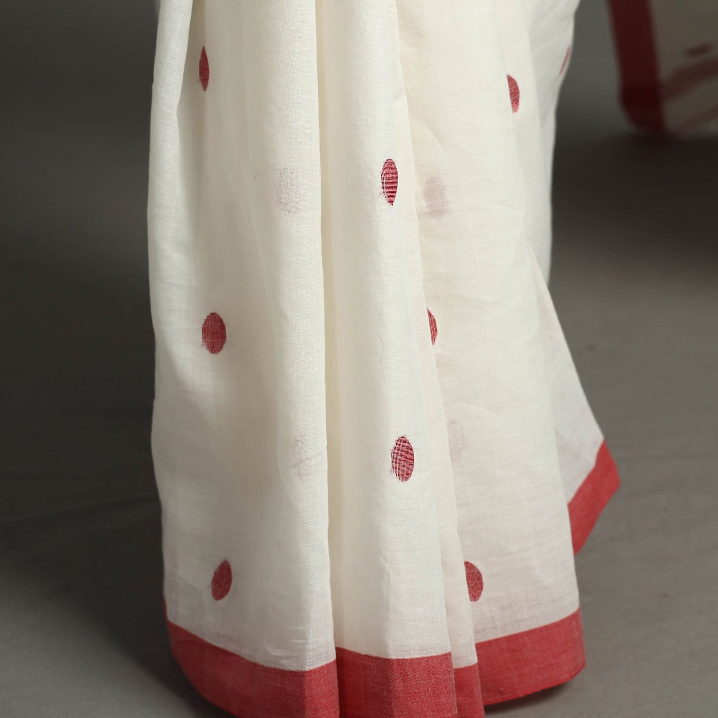 Handloom Cotton Phulia Jamdani Saree