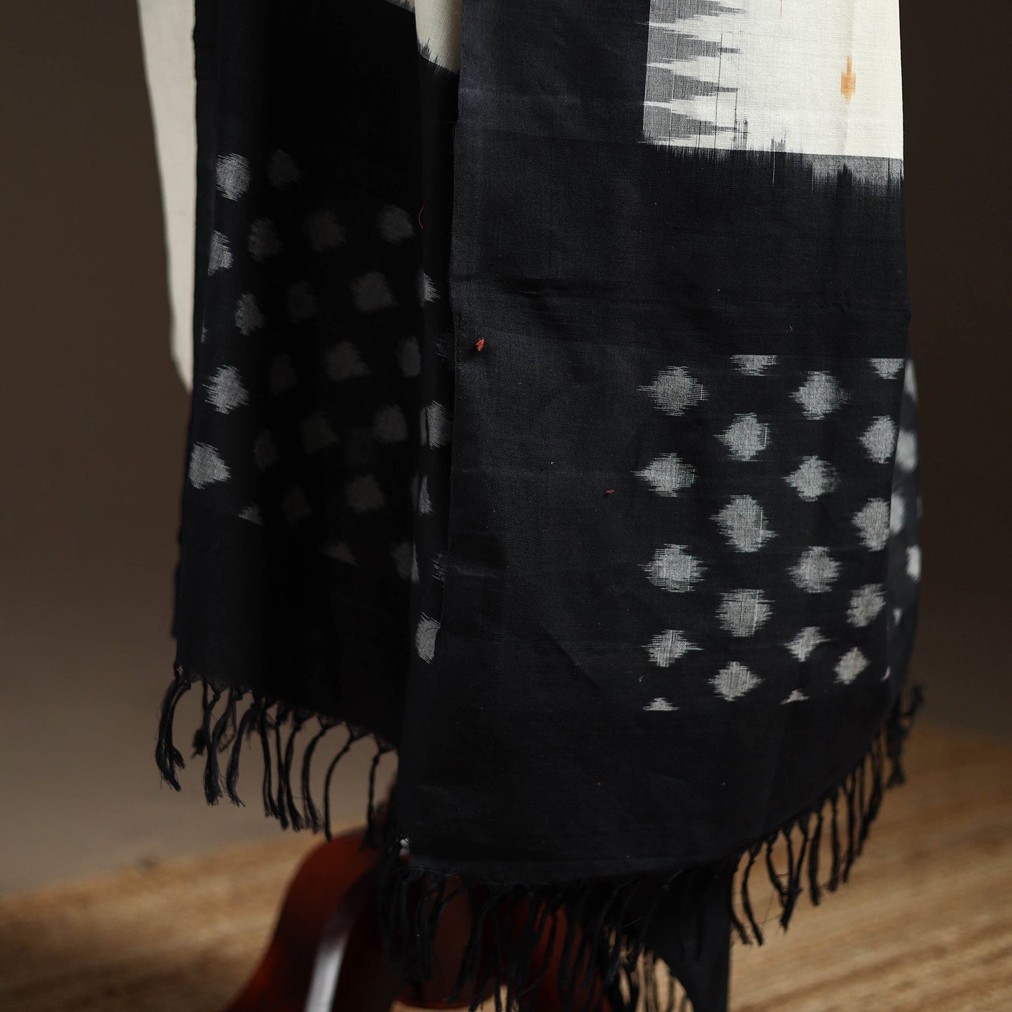 Handloom cotton pochampally ikat dupatta 16 - handcrafted