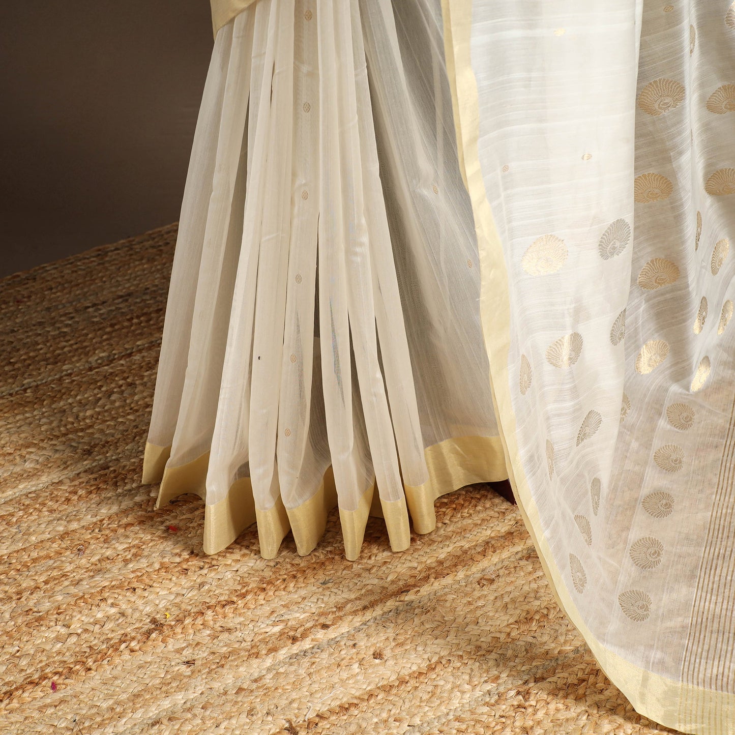White - handloom zari work chanderi silk saree 05