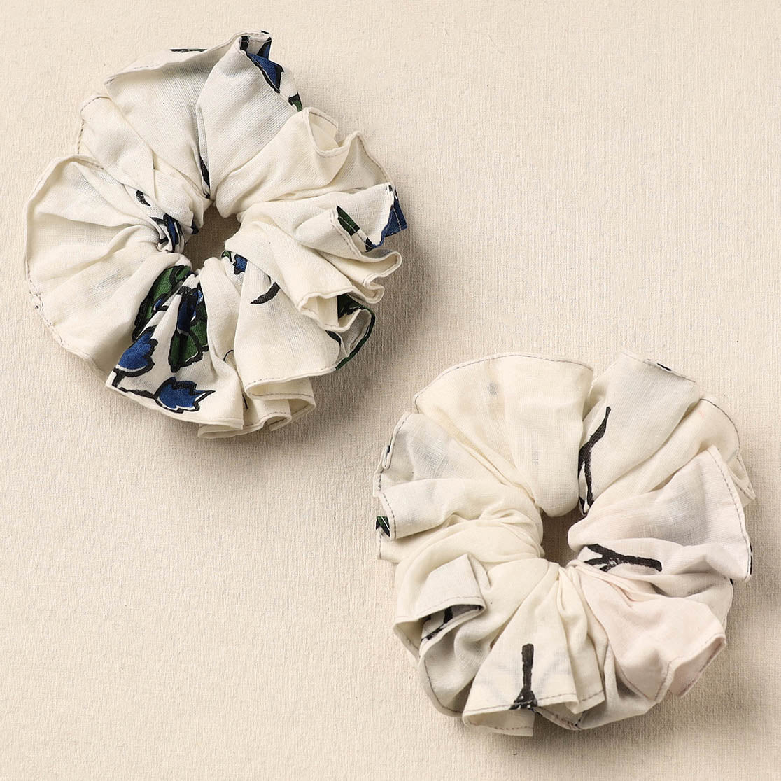 White - handmade cotton rubber bands/scrunchies (set of 2)