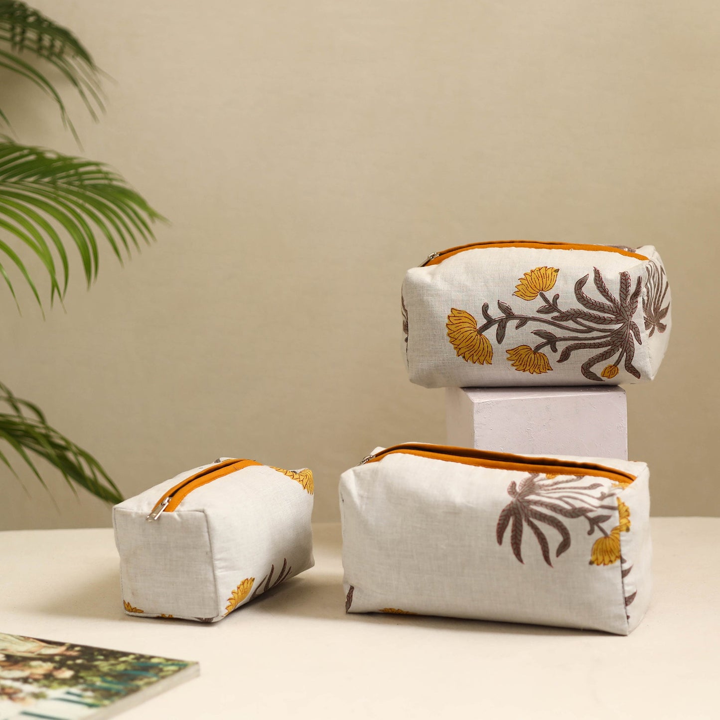 White Handmade Cotton Toiletry Bags (Set of 3)