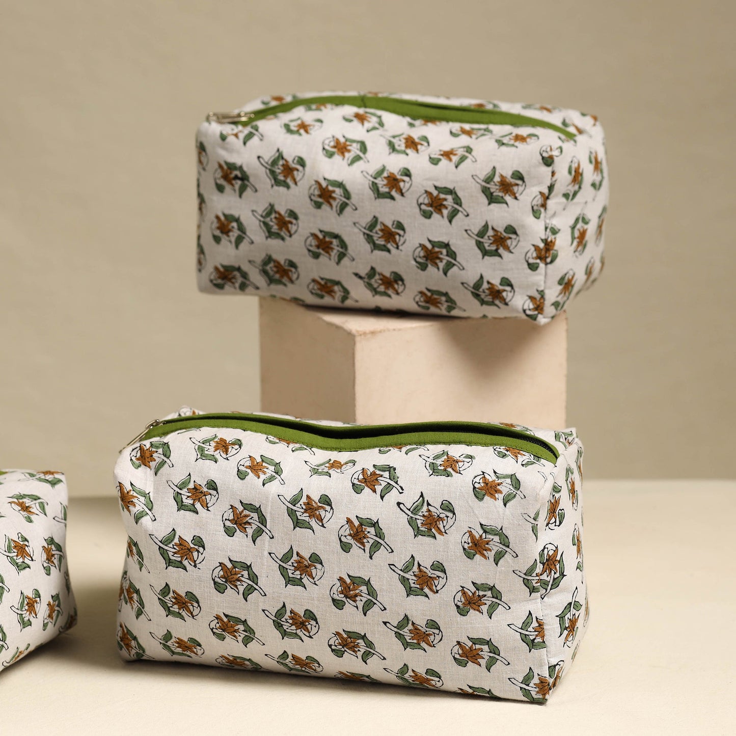 White Handmade Cotton Toiletry Bags (Set of 3)