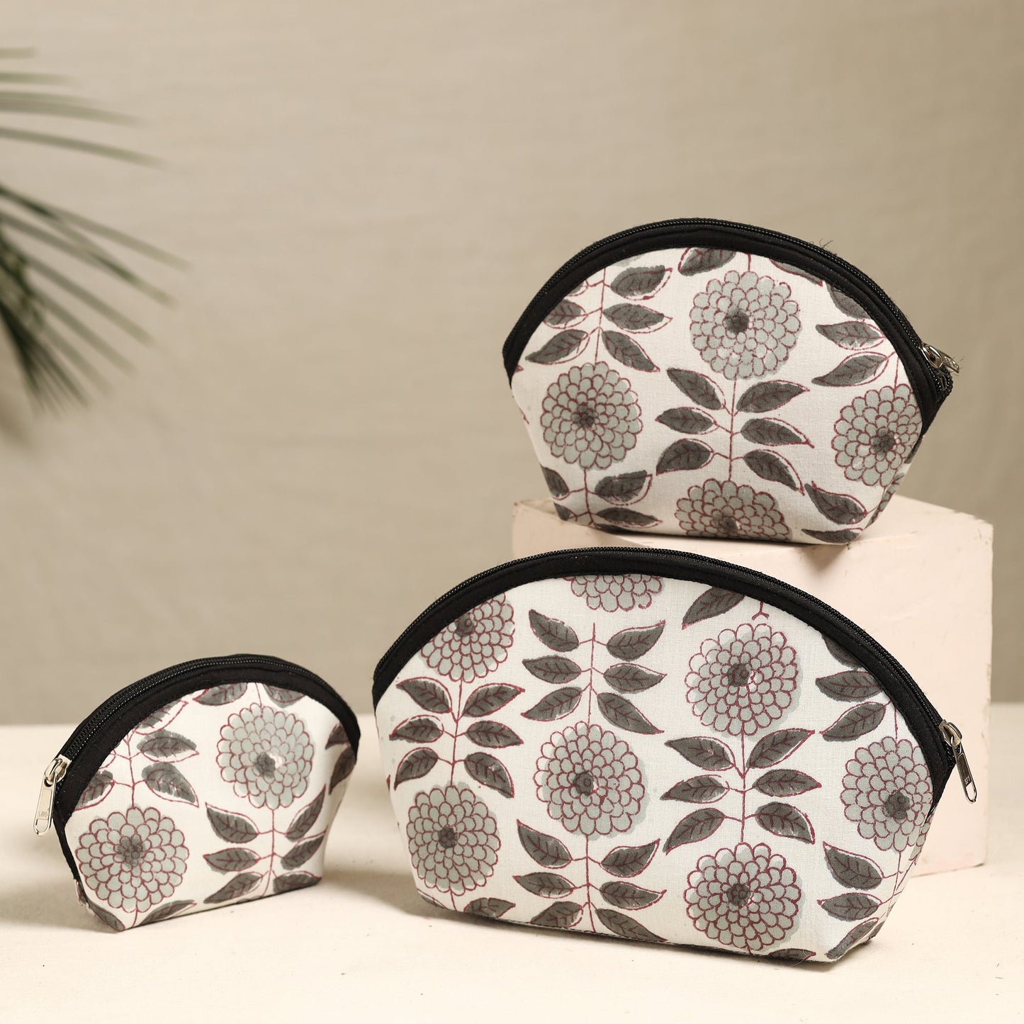 Off White Handmade Cotton Toiletry Bags (Set of 3) 177