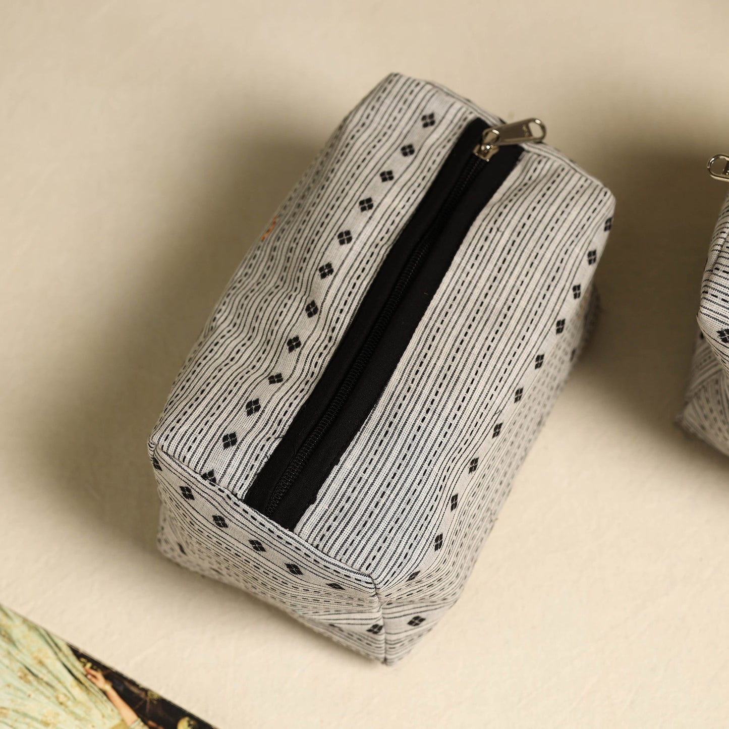 White Handmade Cotton Toiletry Bags (Set of 3)