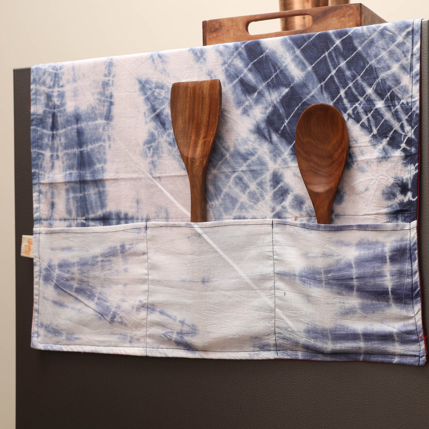 Handmade fridge top cover with multiple pockets 03