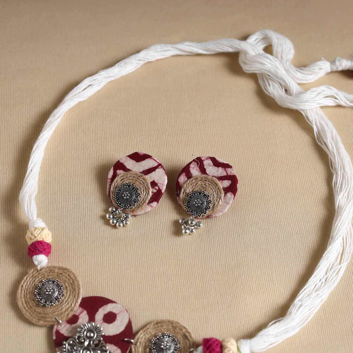 Buy Handmade GS Jute Fabart Necklace Set