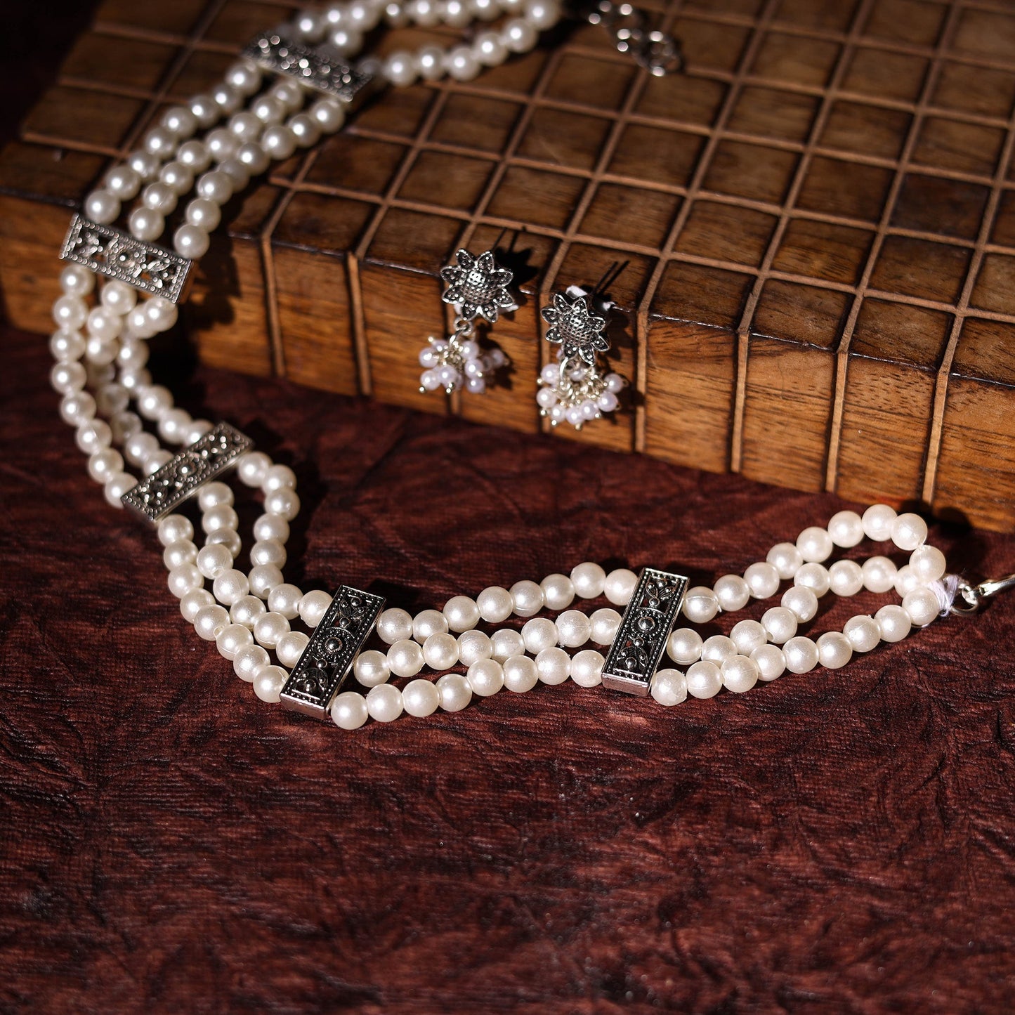 Handmade GS Pearl Choker Necklace Set