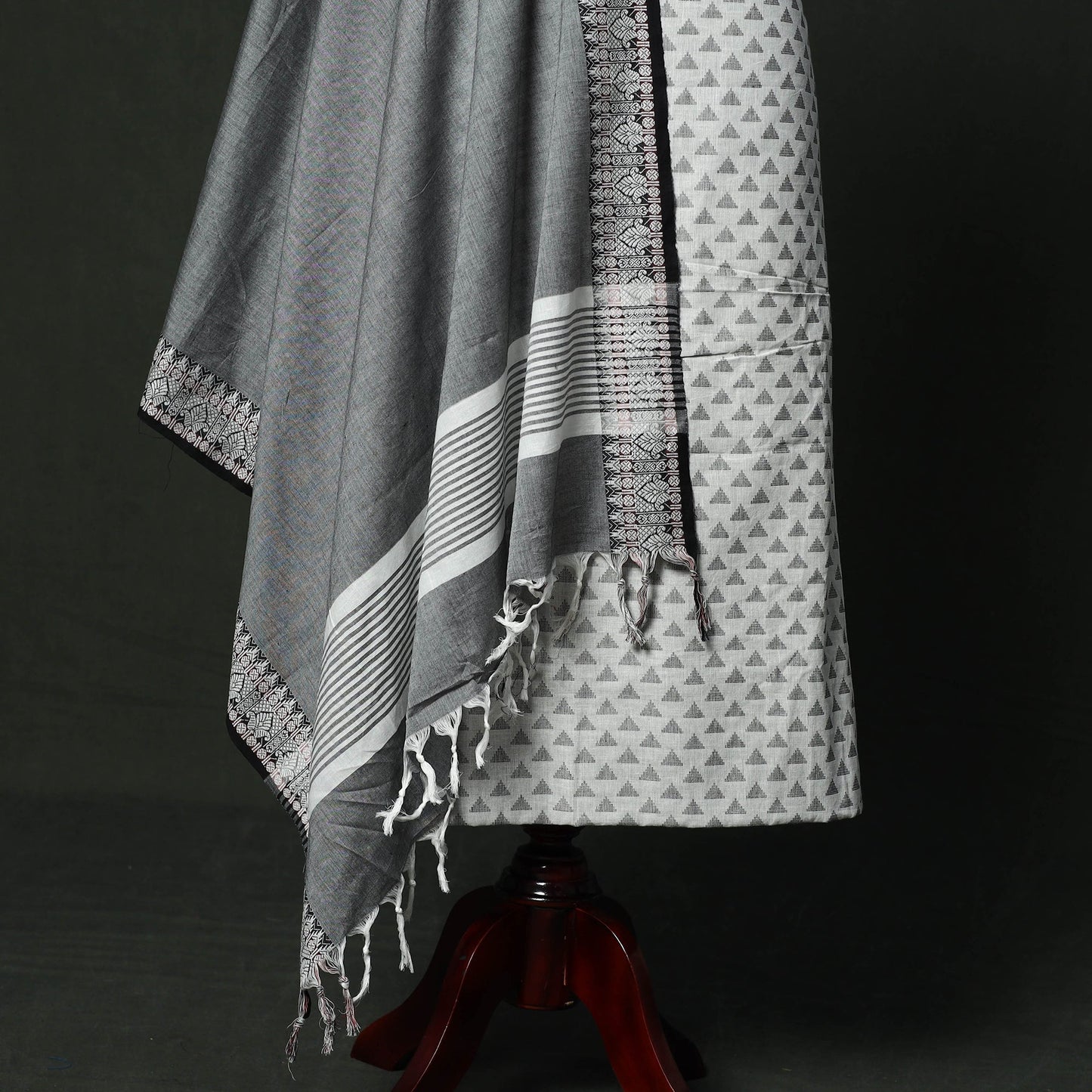 Jacquard cotton 2pc unstitched dress material