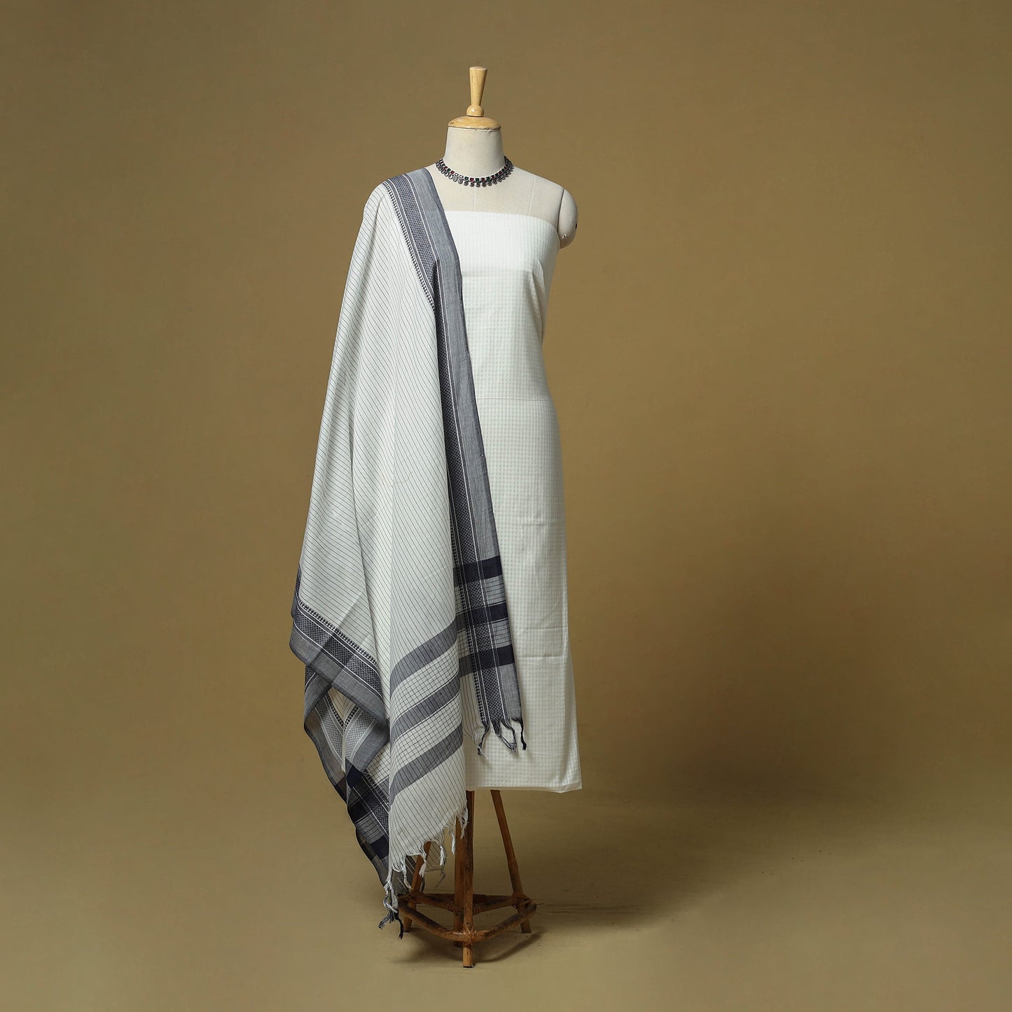 Jacquard cotton 3pc unstitched dress material 80