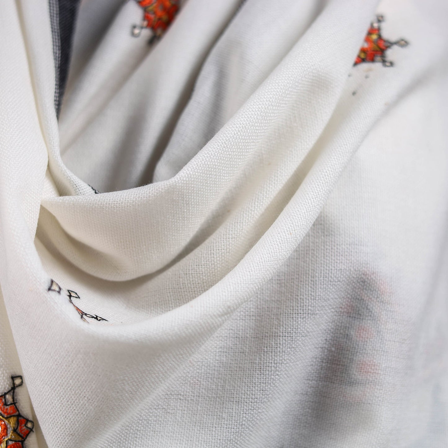 White - kutch mirror work handwoven neran hand embroidery