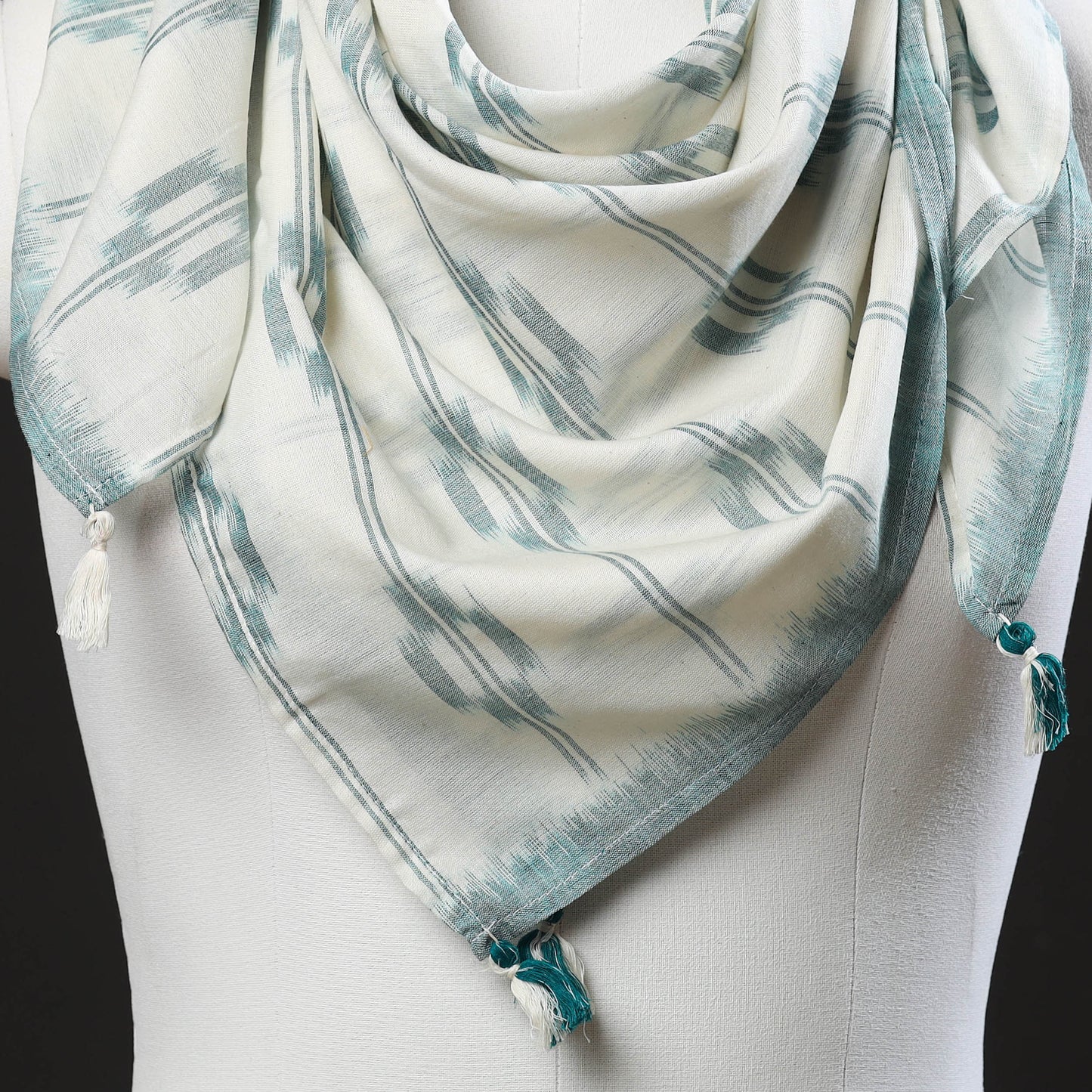 White Maniabandha Ikat Handloom Cotton Scarf