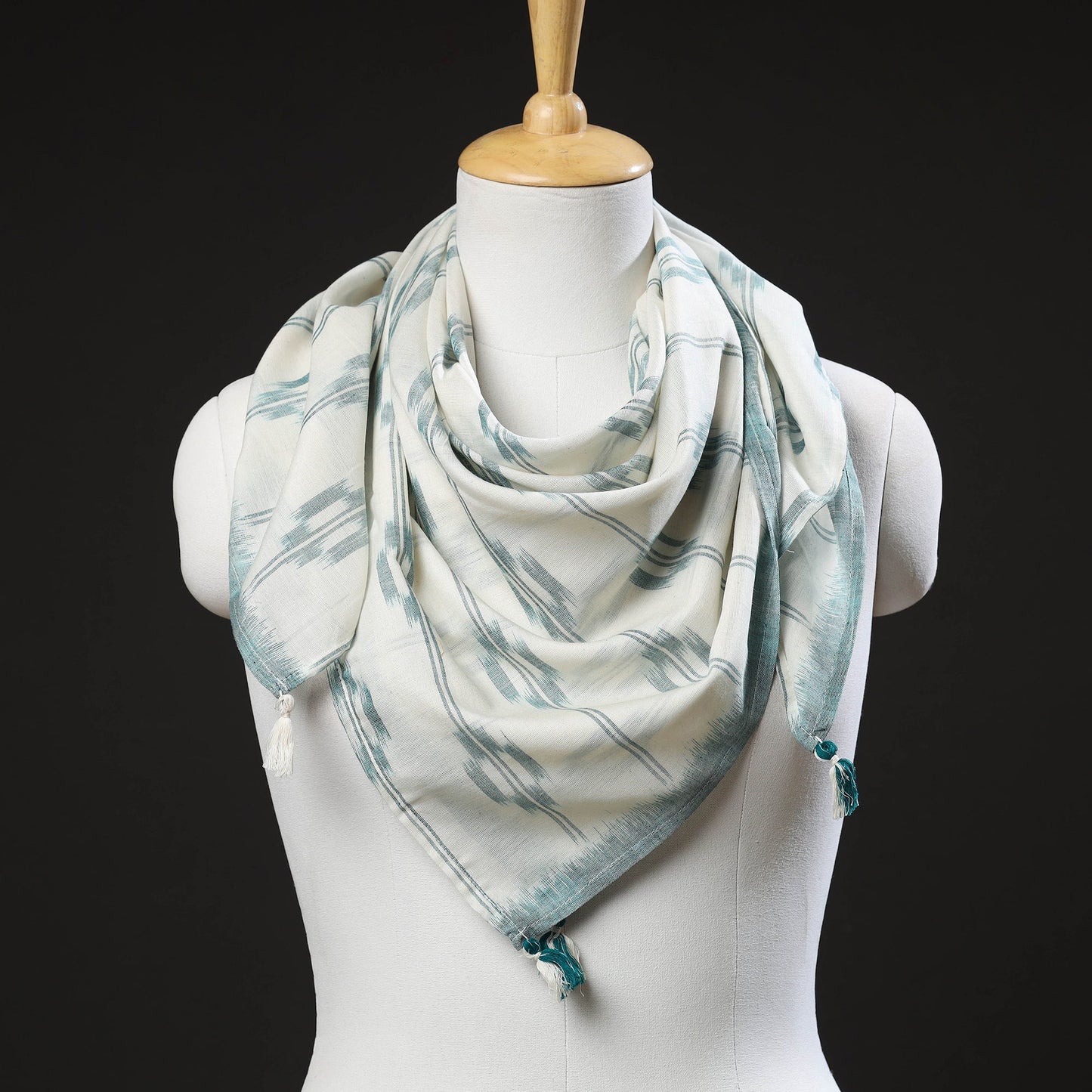 White Maniabandha Ikat Handloom Cotton Scarf