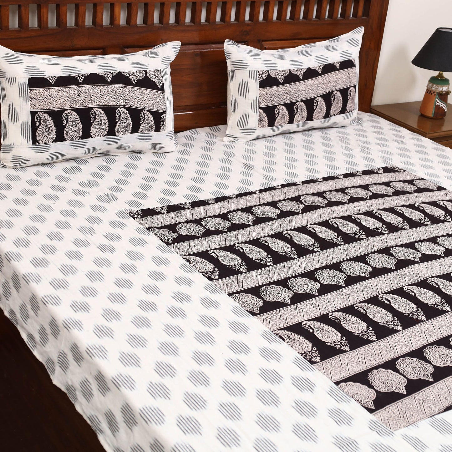 Pochampally ikat with bagh patch cotton bedsheet set 18