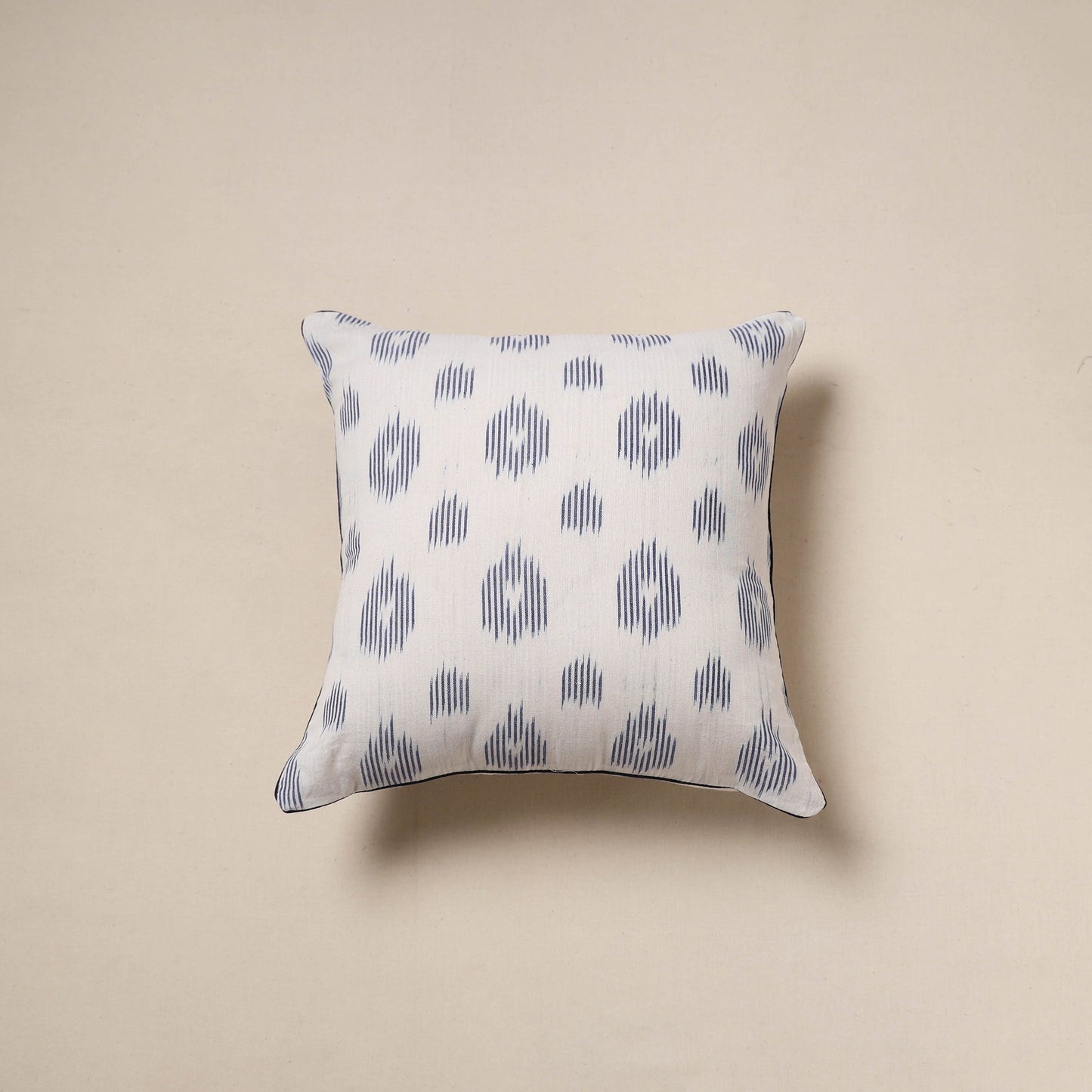 Pochampally ikat weave cushion cover 08 - handcrafted