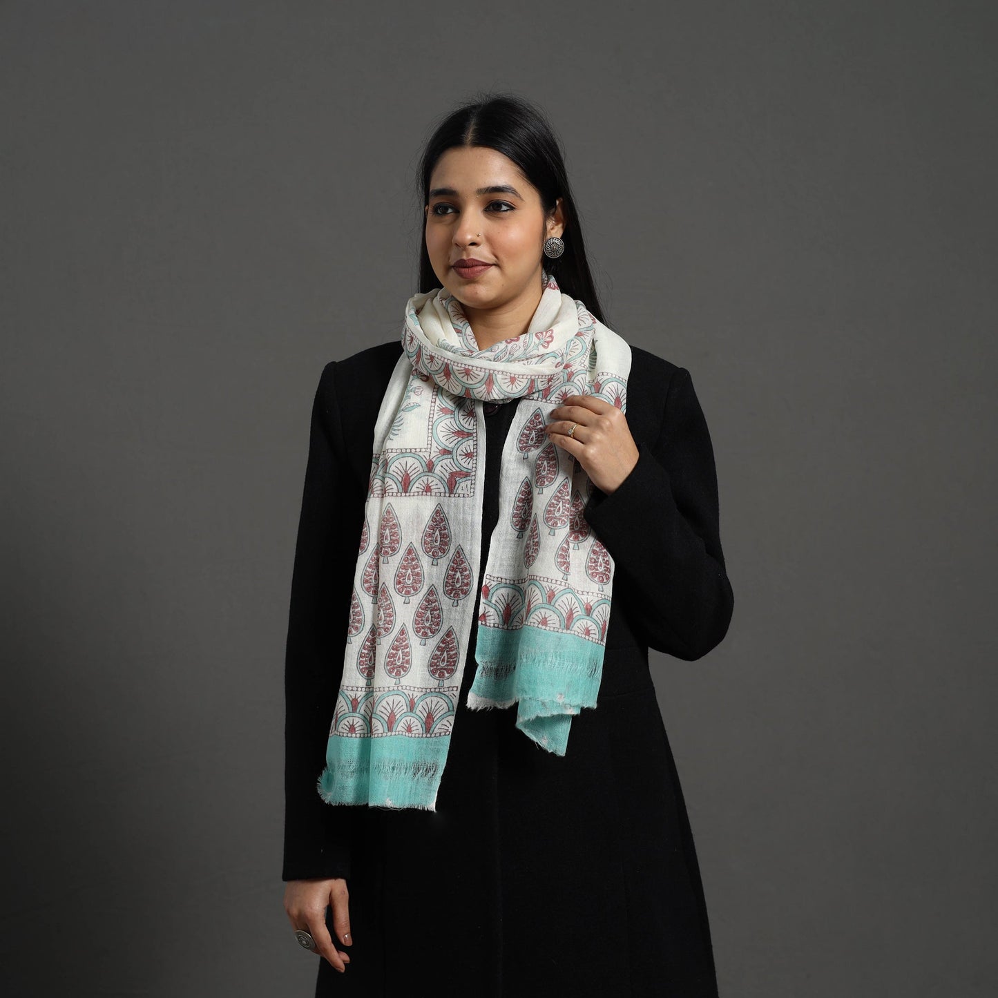 White - pure wool sanganeri stole 28 - handcrafted