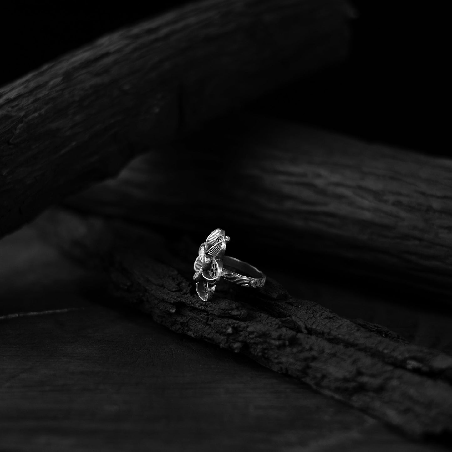 White - saanjh bela lotus oxidised ring - handcrafted