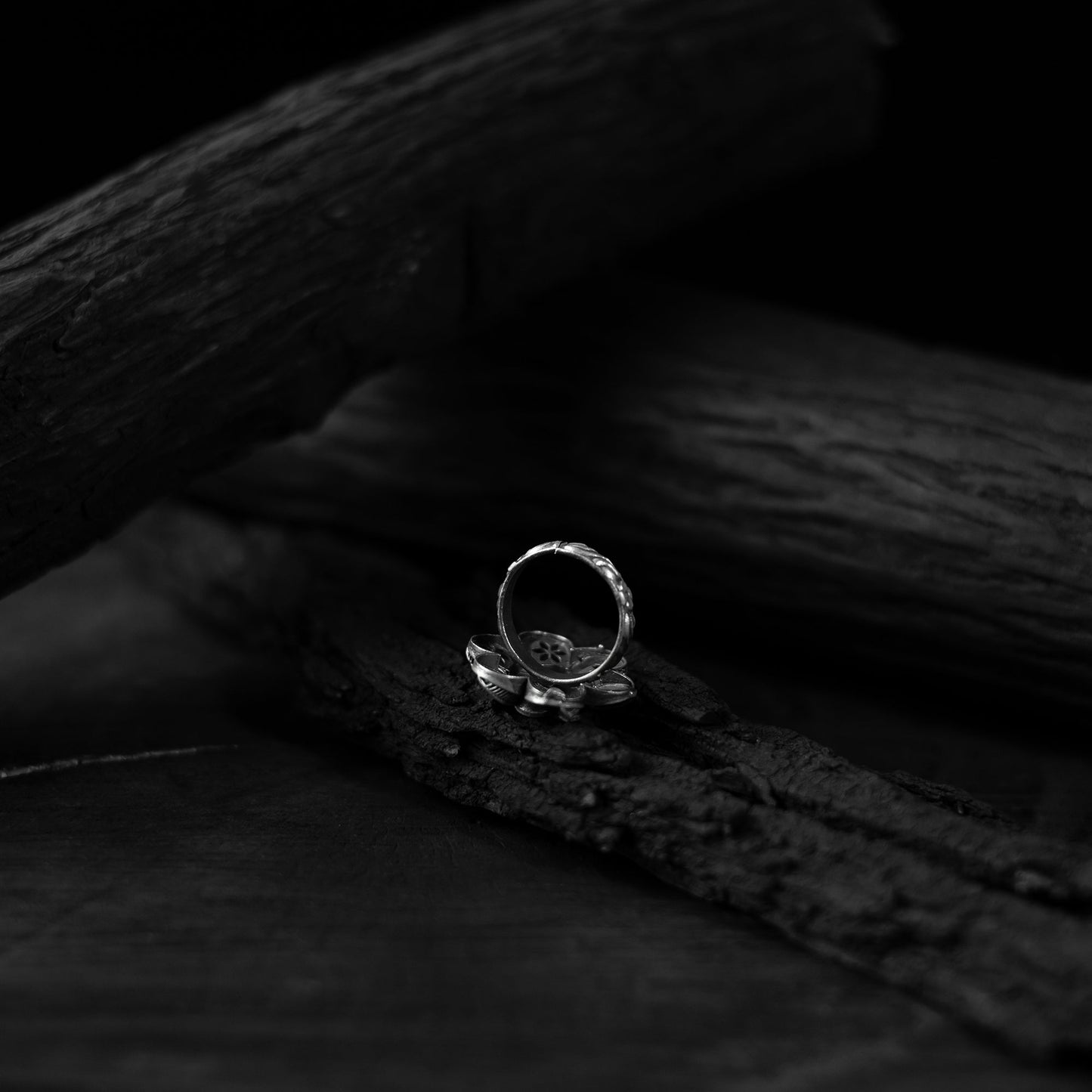 White - saanjh bela lotus oxidised ring - handcrafted
