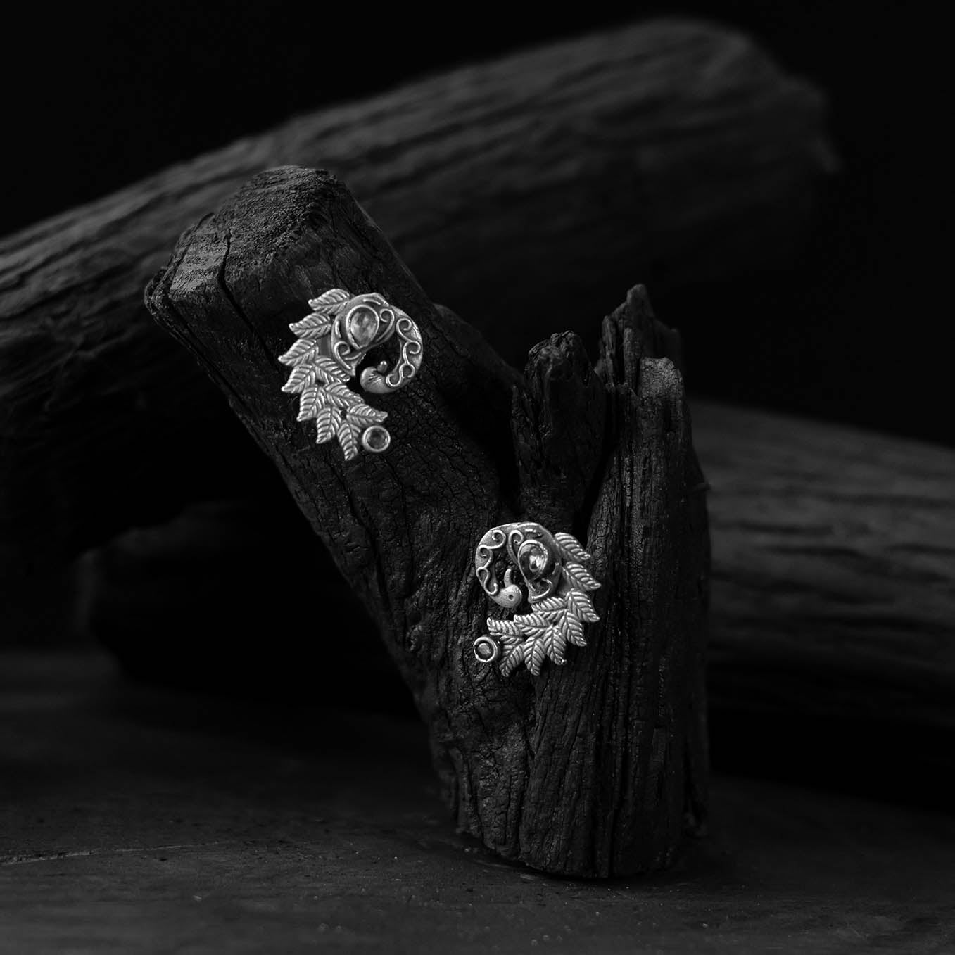 White - saanjh bela mayuri stone oxidised earrings