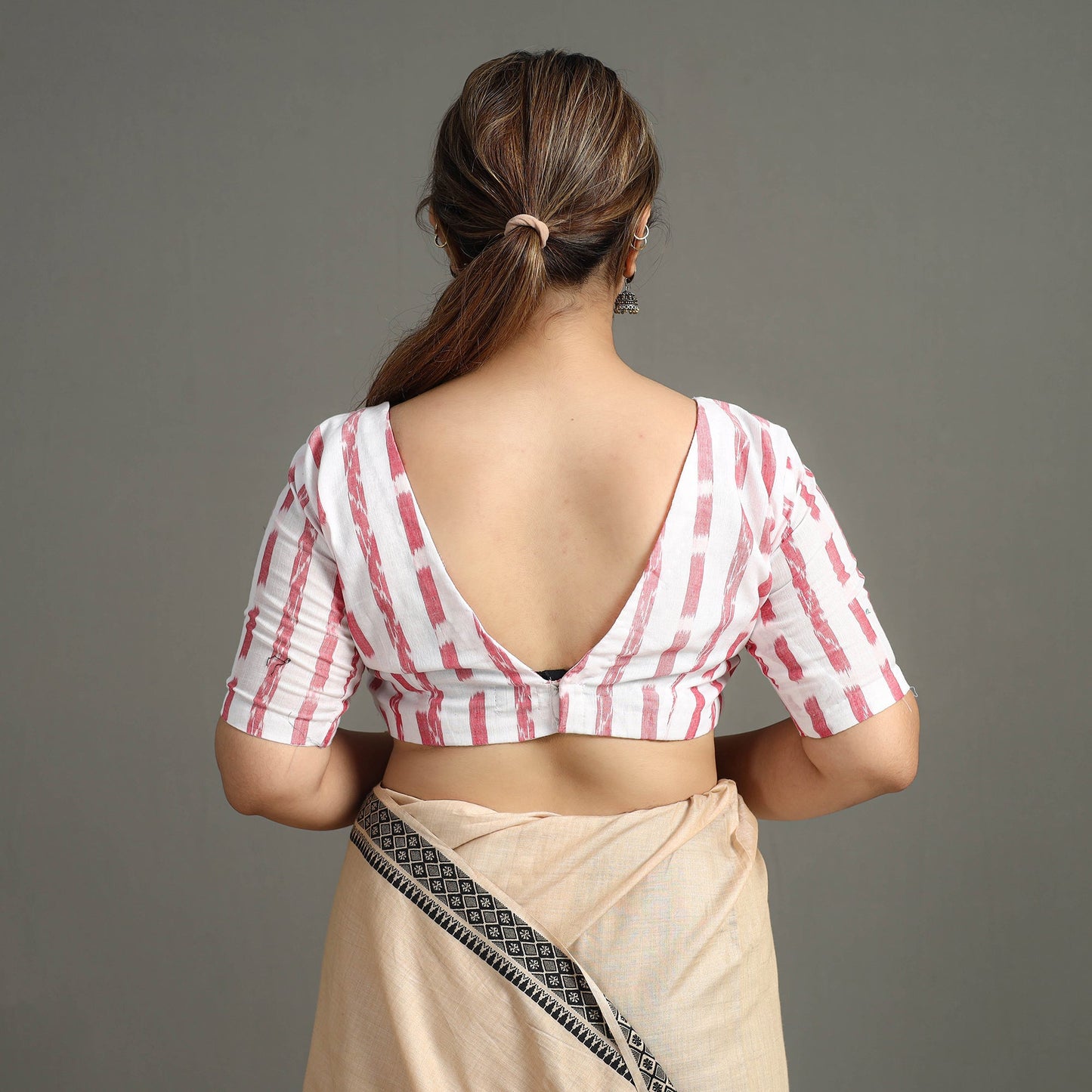 White - sambalpuri cotton stitched ikat blouse 01