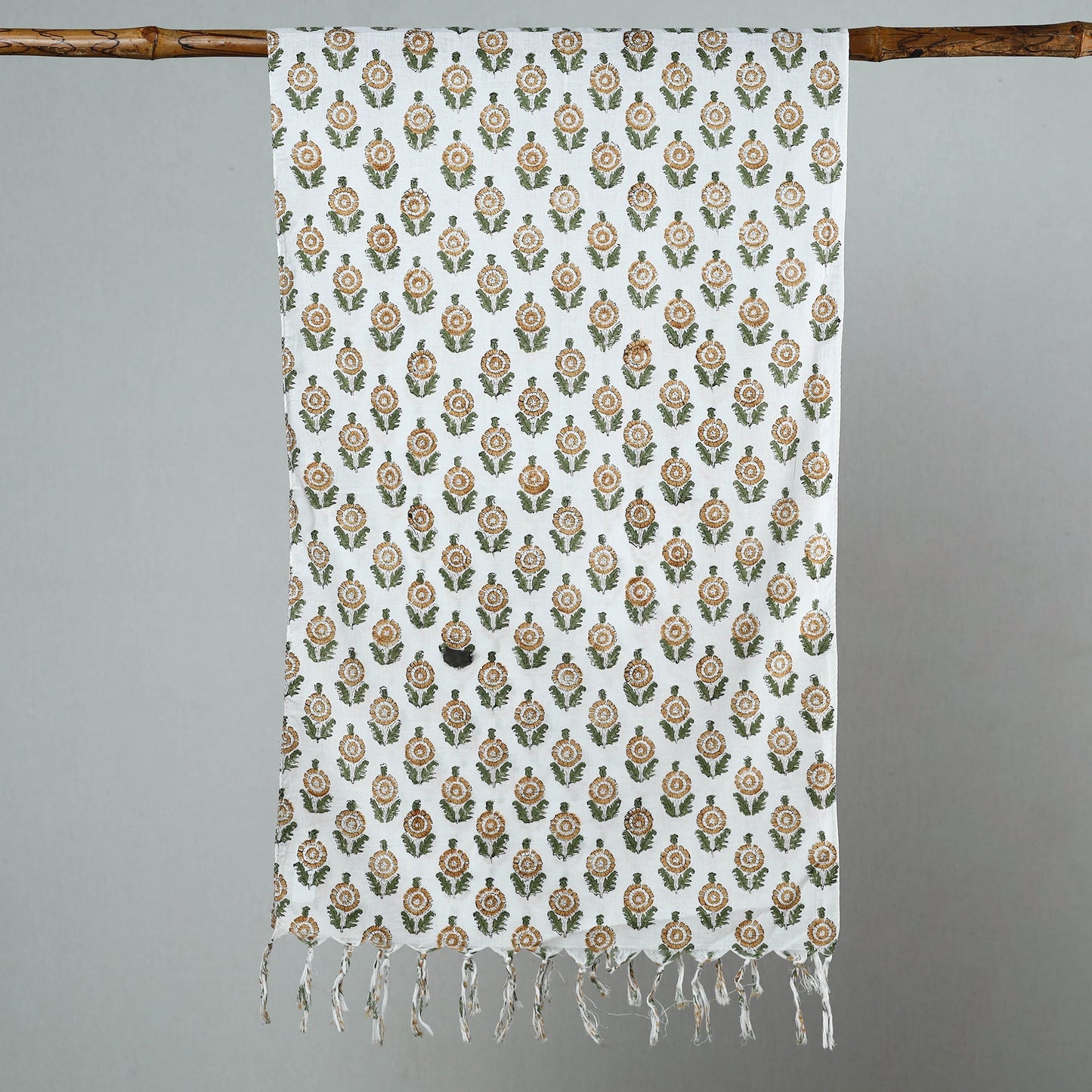 Buy Sanganeri Block Printed Cotton Stole with Tassels 146 Online at iTokri.com