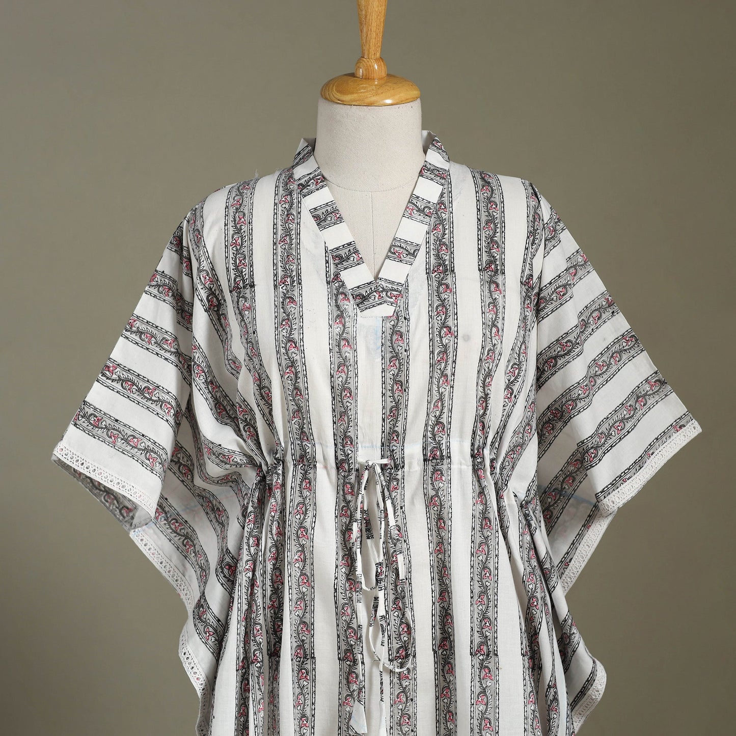 White Sanganeri Block Print Cotton Kaftan (Medium)