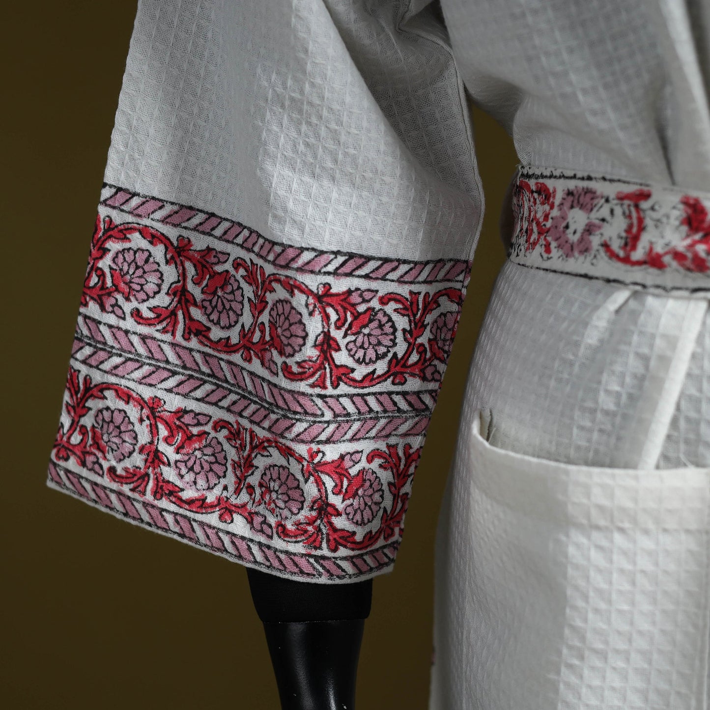 Sanganeri waffle weave handwoven bath robe 01 - handcrafted