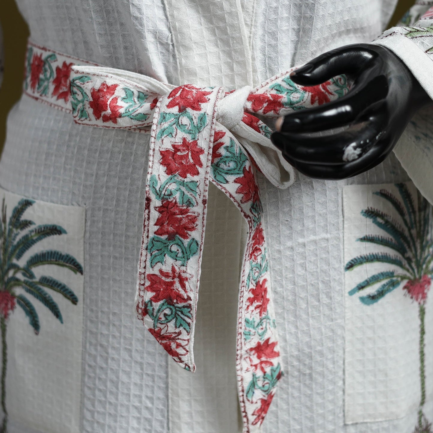 Sanganeri waffle weave handwoven bath robe 04 - handcrafted