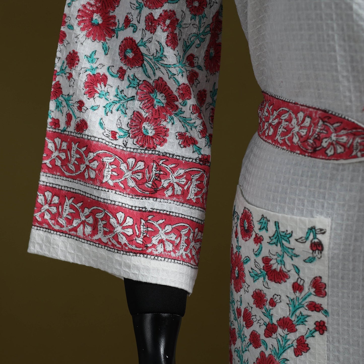 Sanganeri waffle weave handwoven bath robe 05 - handcrafted