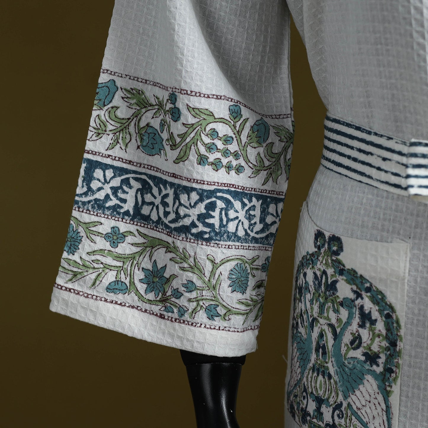 Sanganeri waffle weave handwoven bath robe 07 - handcrafted