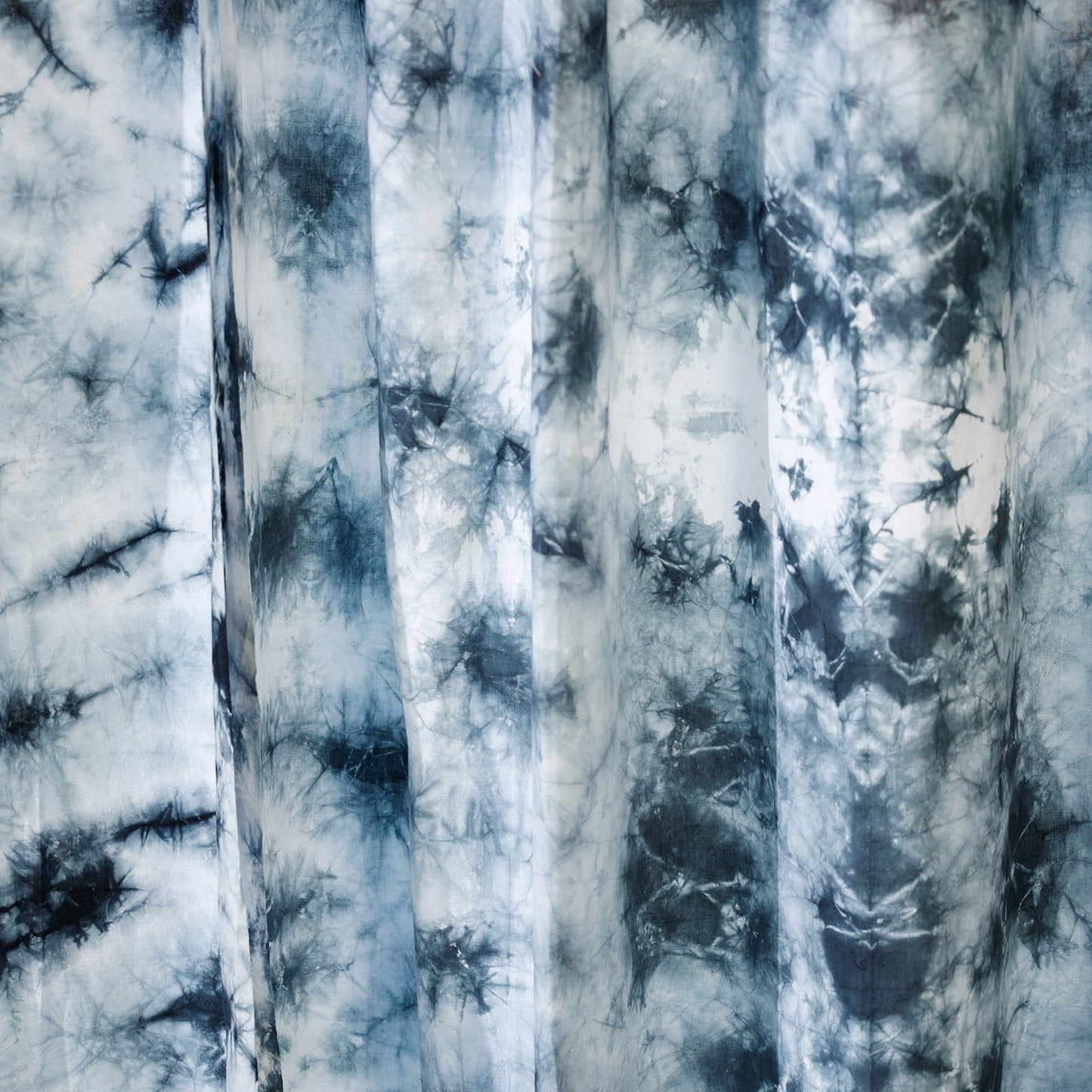 White - set of 2 shibori tie-dye cotton door curtain (6.6 x