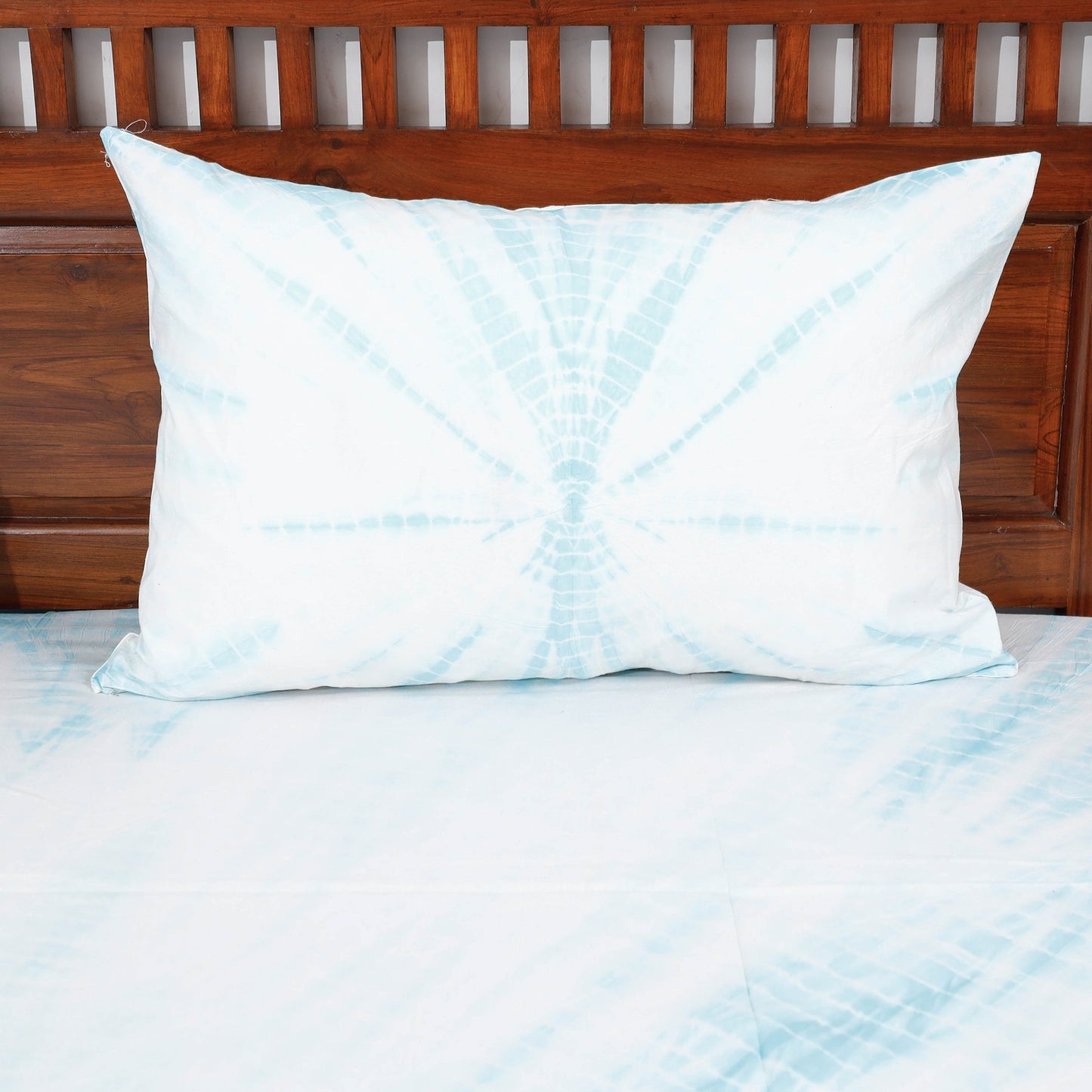 Buy Tie & Dye Cotton Double Shibori Bed Sheet Set